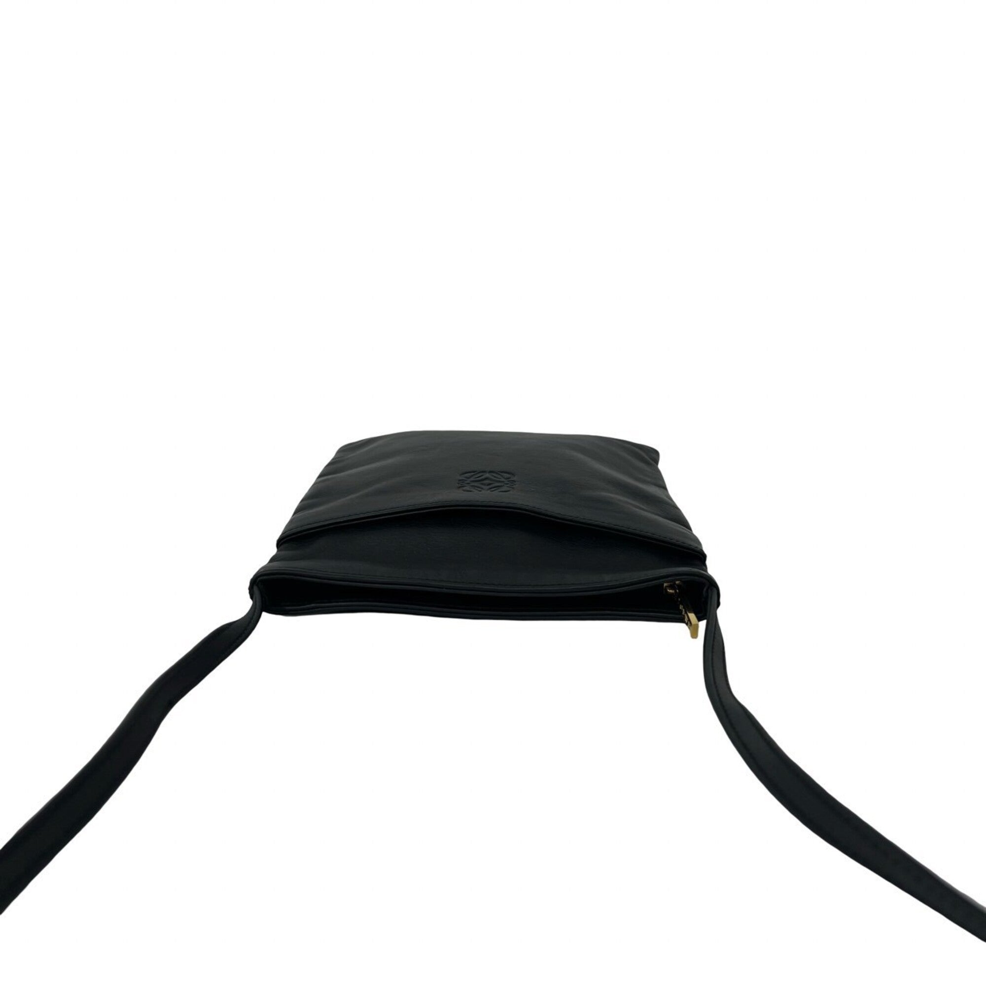 Loewe Black Leather Pochette Shoulder Bag (Pre-Owned)