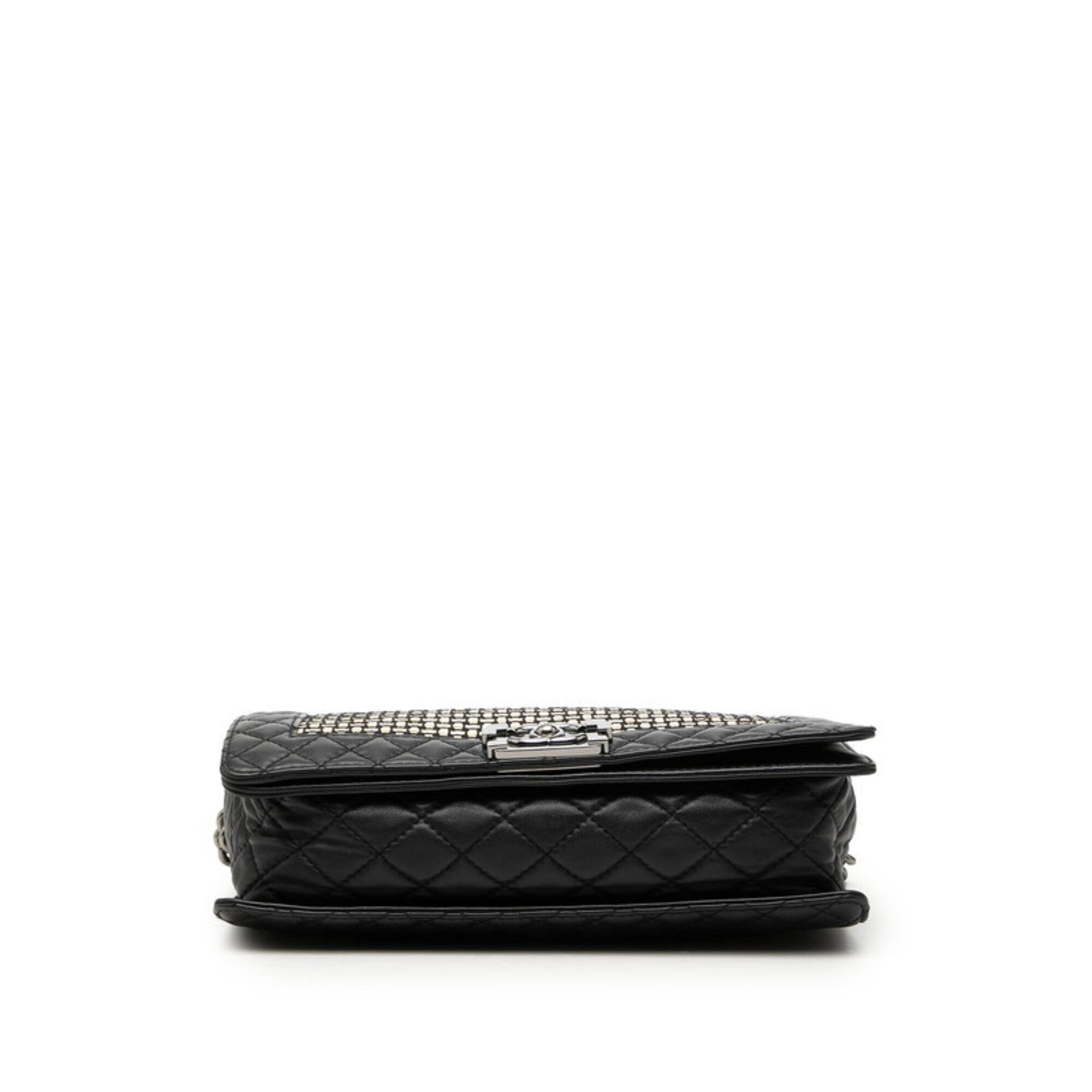 Chanel Beige Black Leather Shoulder Bag (Pre-Owned)
