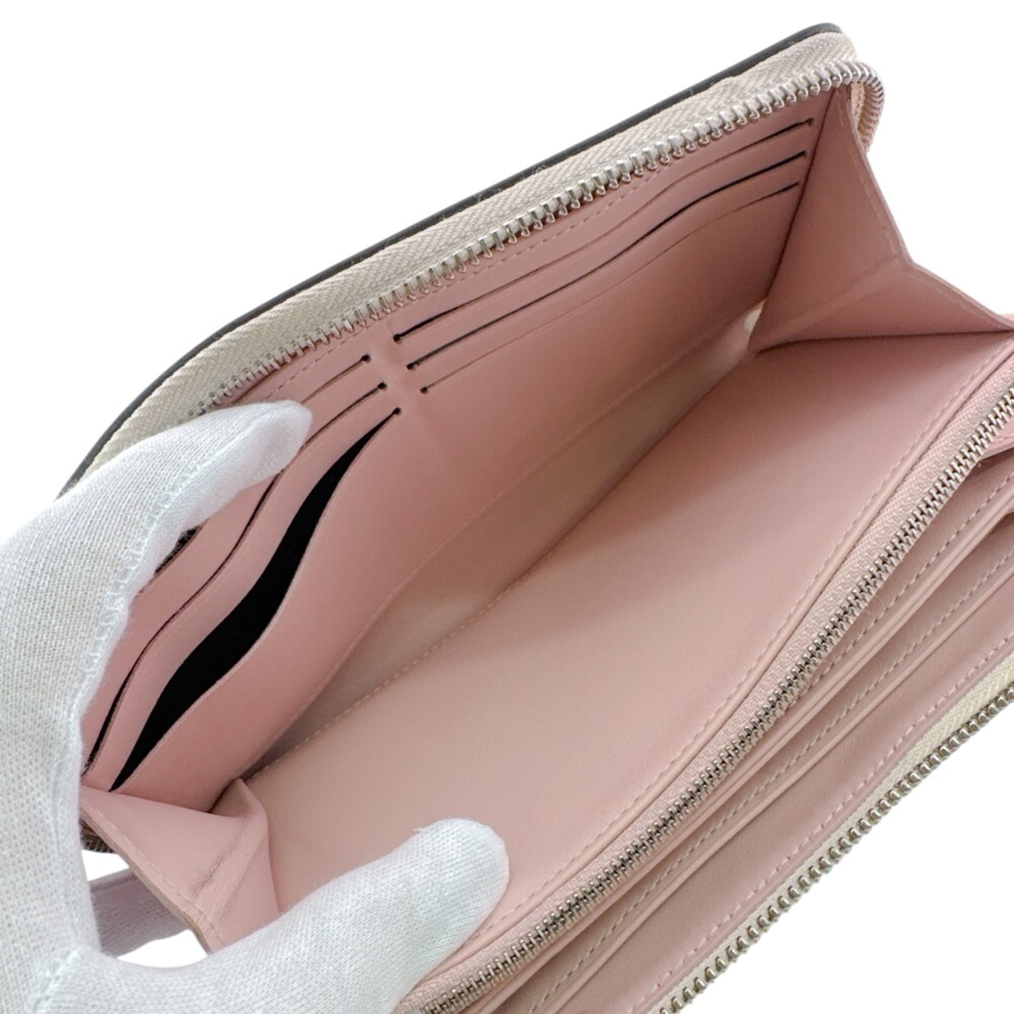 Louis Vuitton Mahina White Leather Long Wallet (Bi-Fold) (Pre-Owned)