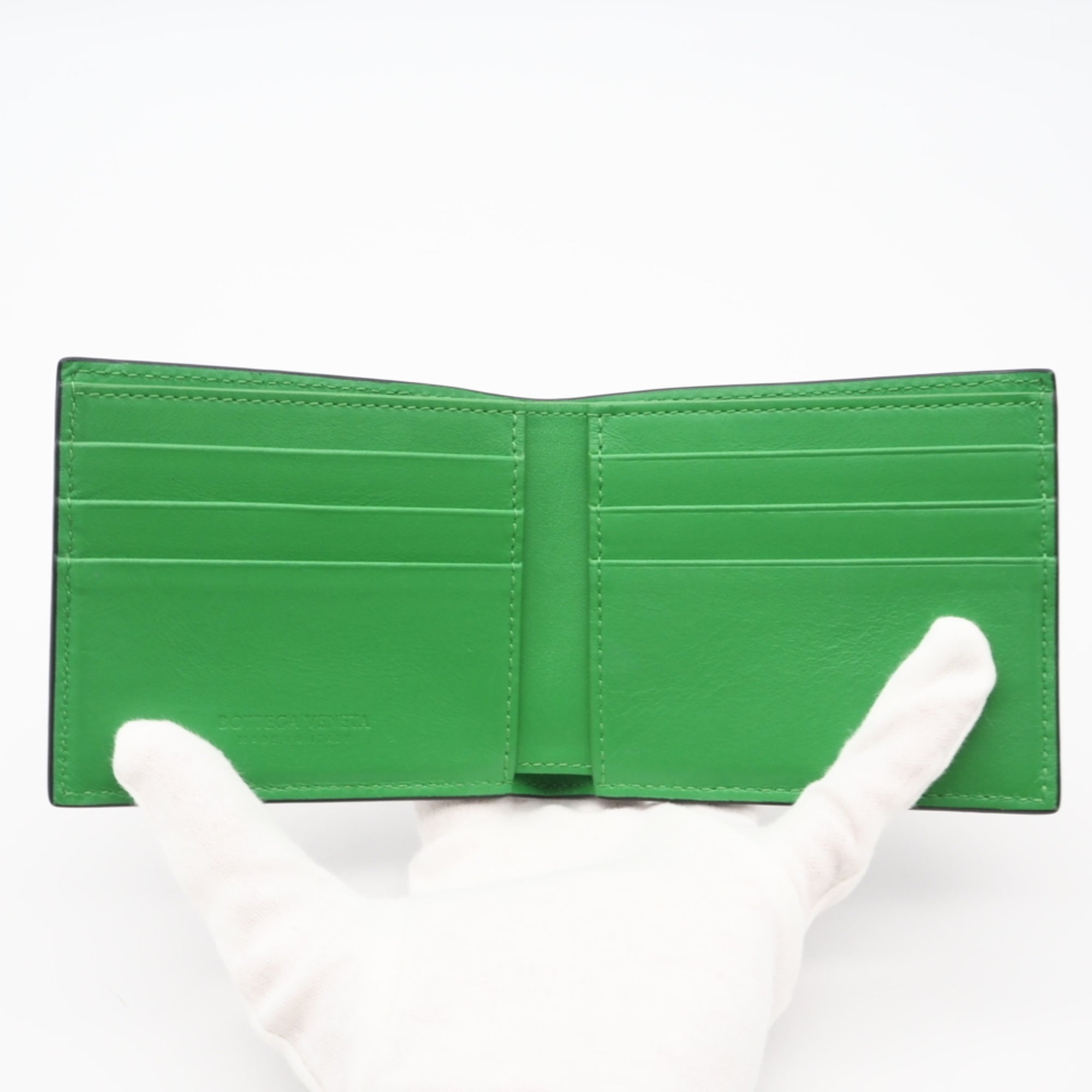 Bottega Veneta Black Green Leather Wallet (Bi-Fold) (Pre-Owned)