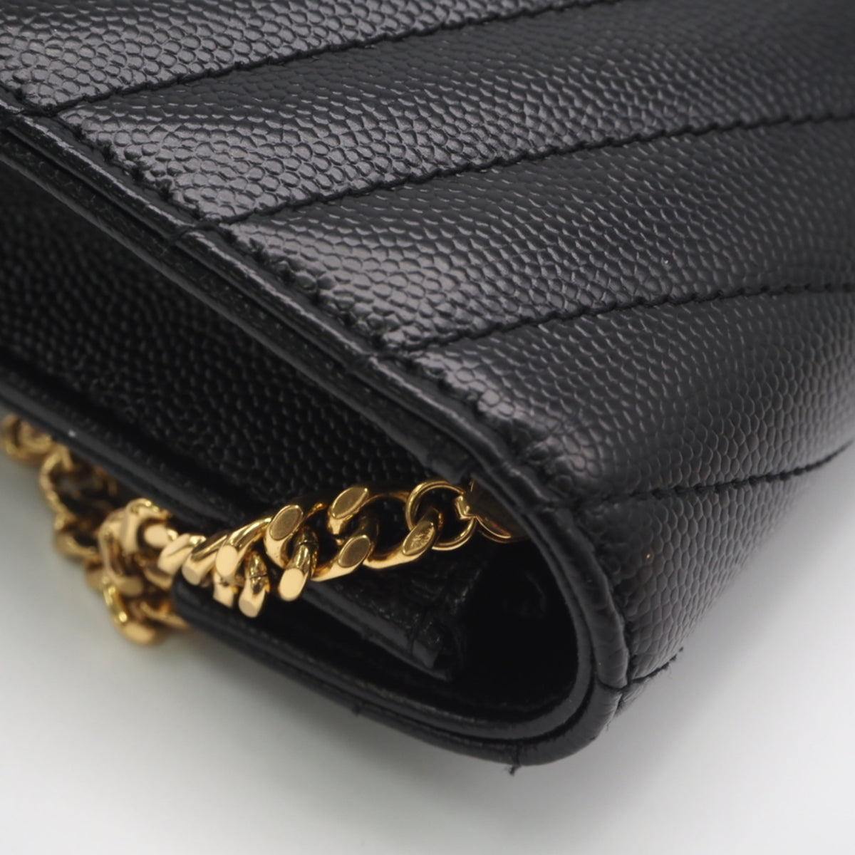 Yves Saint Laurent Black Leather Chain/Shoulder Wallet (Pre-Owned)