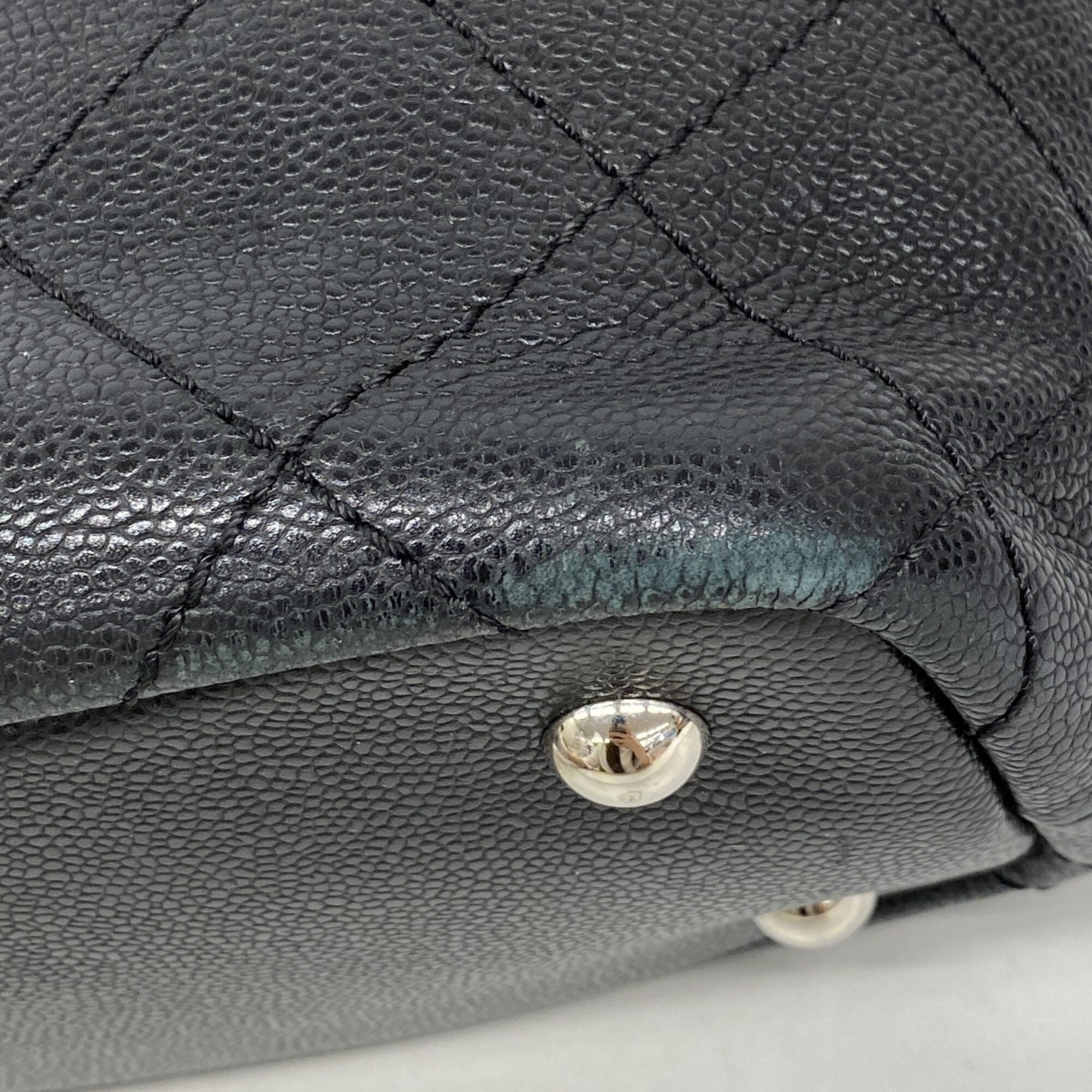 Chanel Black Grained Calfskin Tote Bag (Pre-Owned)