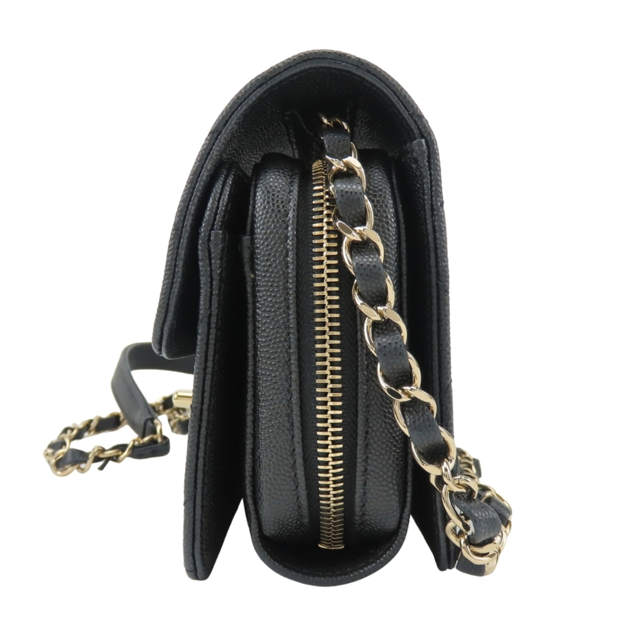 Chanel Black Grained Calfskin Shoulder Bag (Pre-Owned)