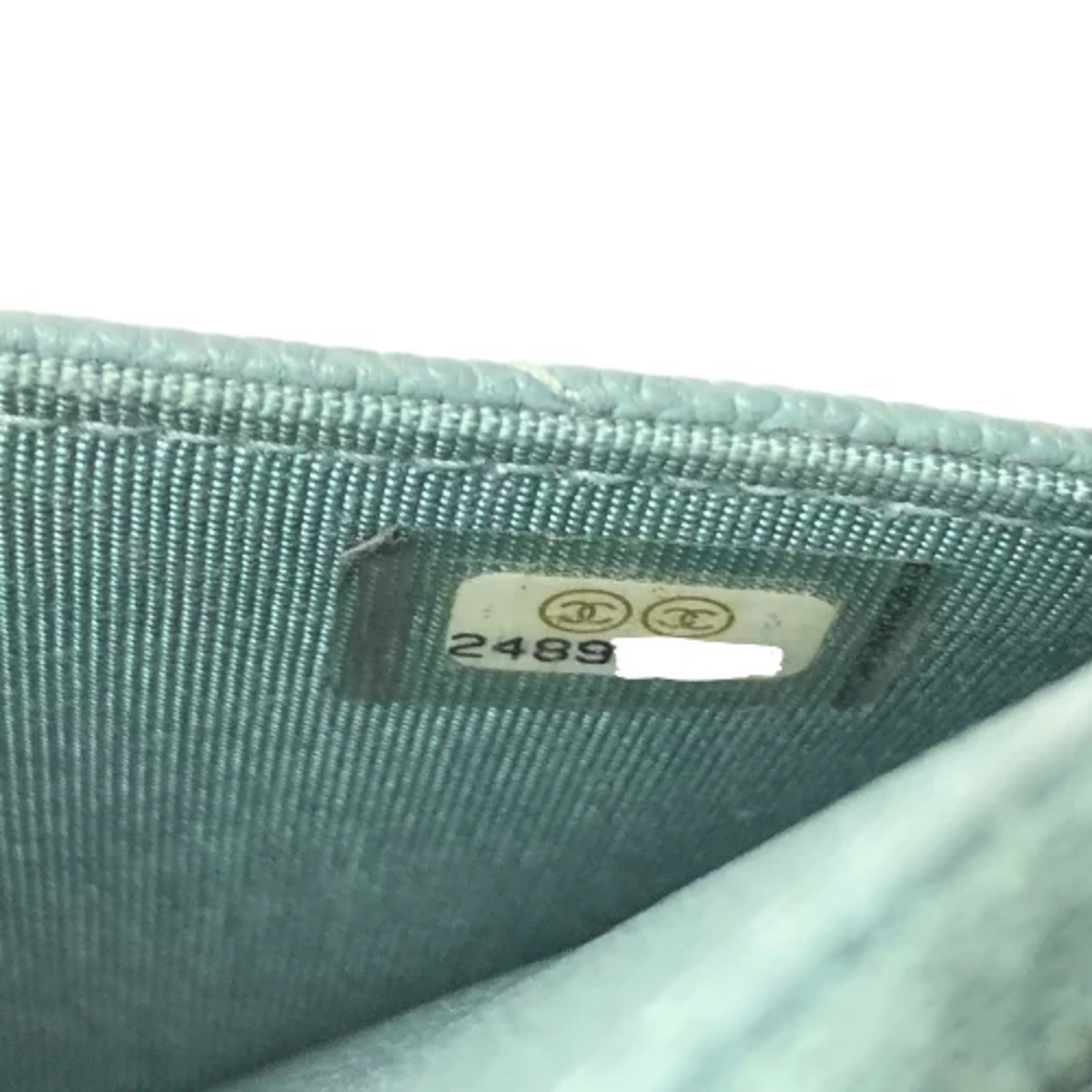 Chanel Blue Leather Shoulder Bag (Pre-Owned)