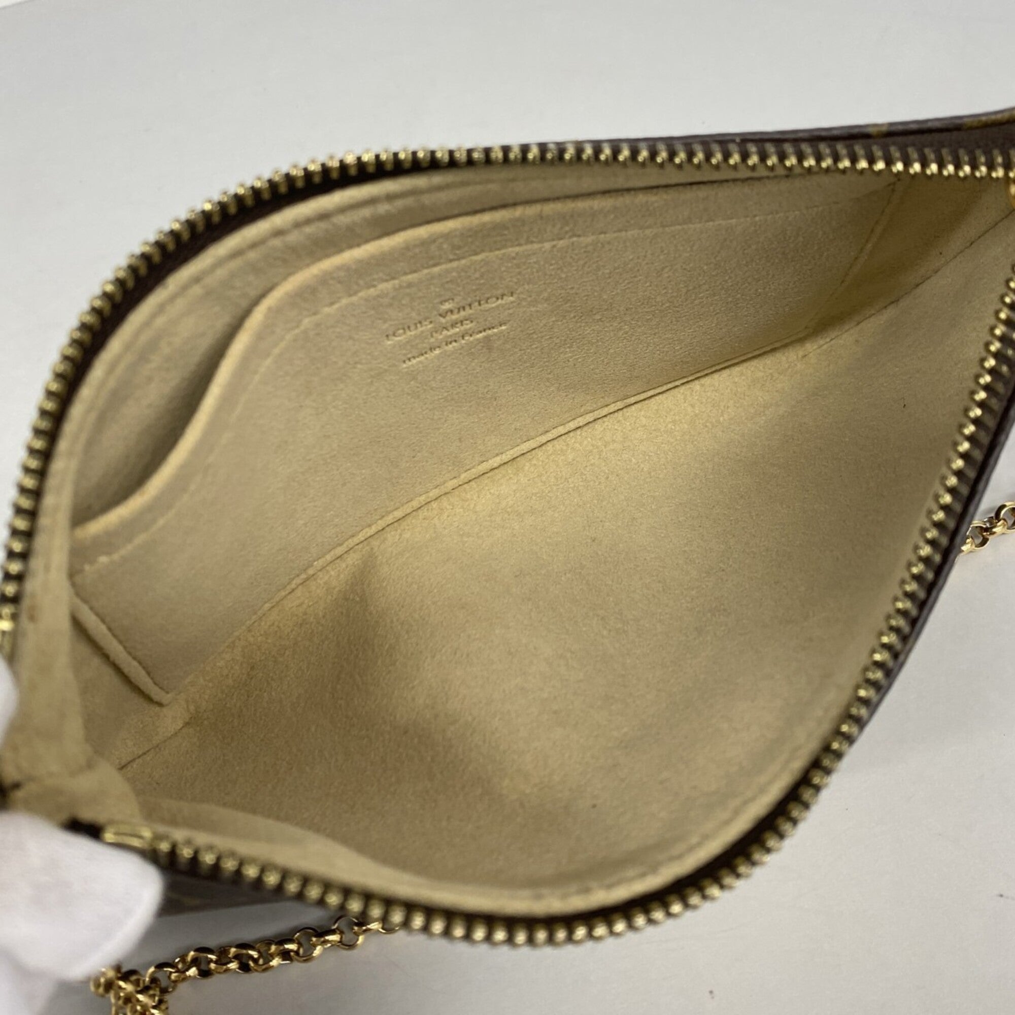 Louis Vuitton Brown Pouch (Pre-Owned)
