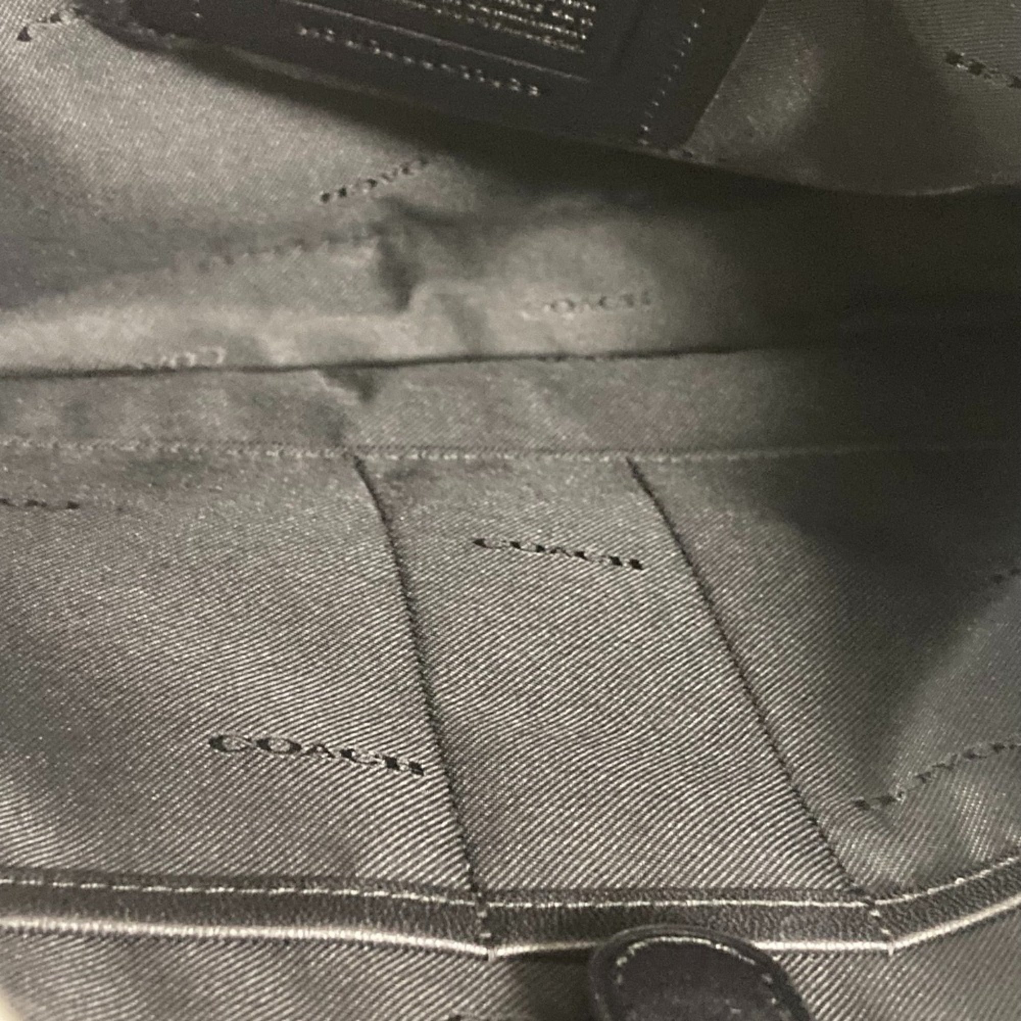 Coach Black Shoulder Bag (Pre-Owned)