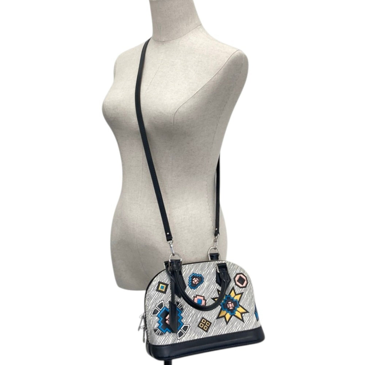 Louis Vuitton Epi Denim Black White Epi Denim Leather Shoulder Bag (Pre-Owned)