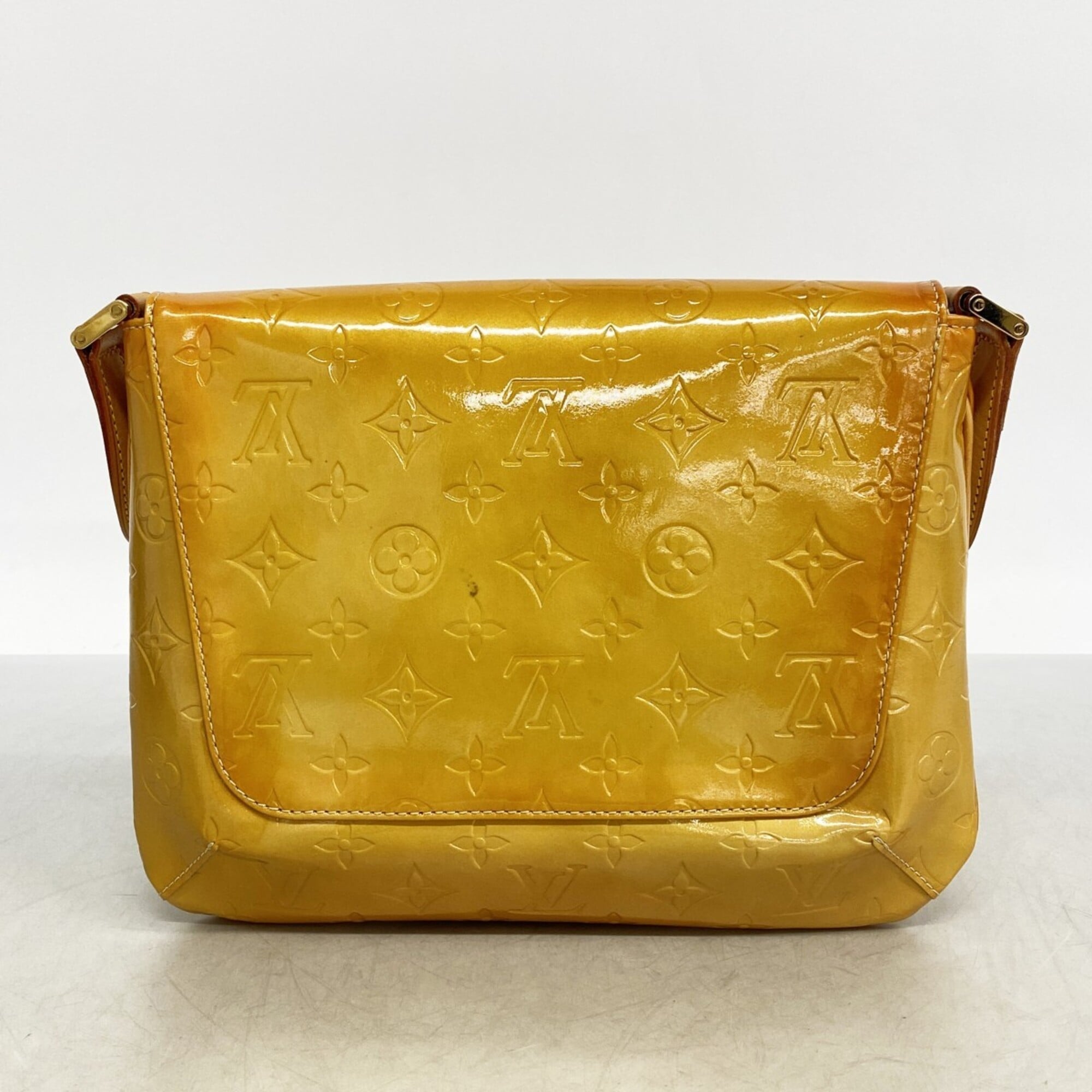 Louis Vuitton Beige Shoulder Bag (Pre-Owned)