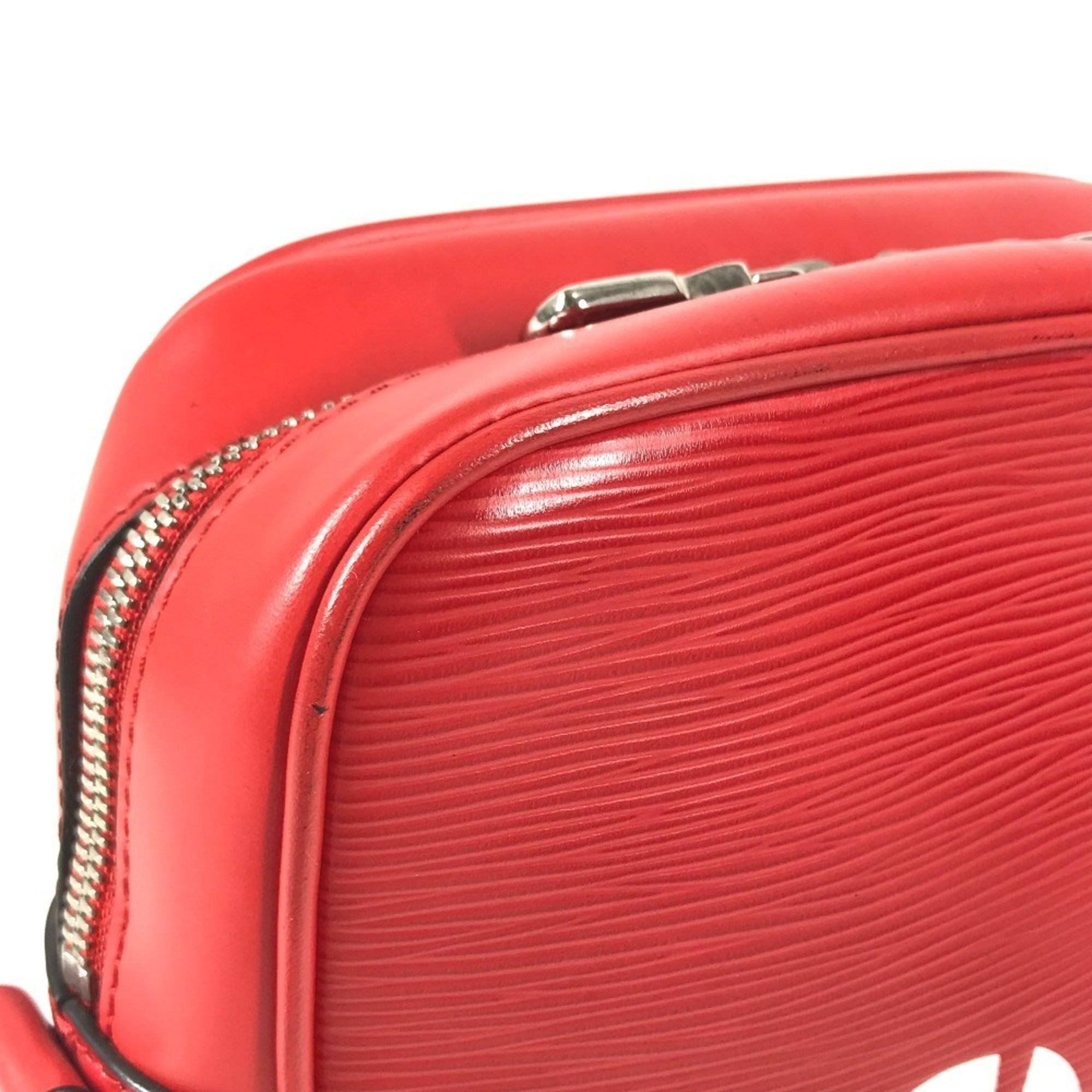 Louis Vuitton Red Color White Epi Leather Pochette Shoulder Bag (Pre-Owned)