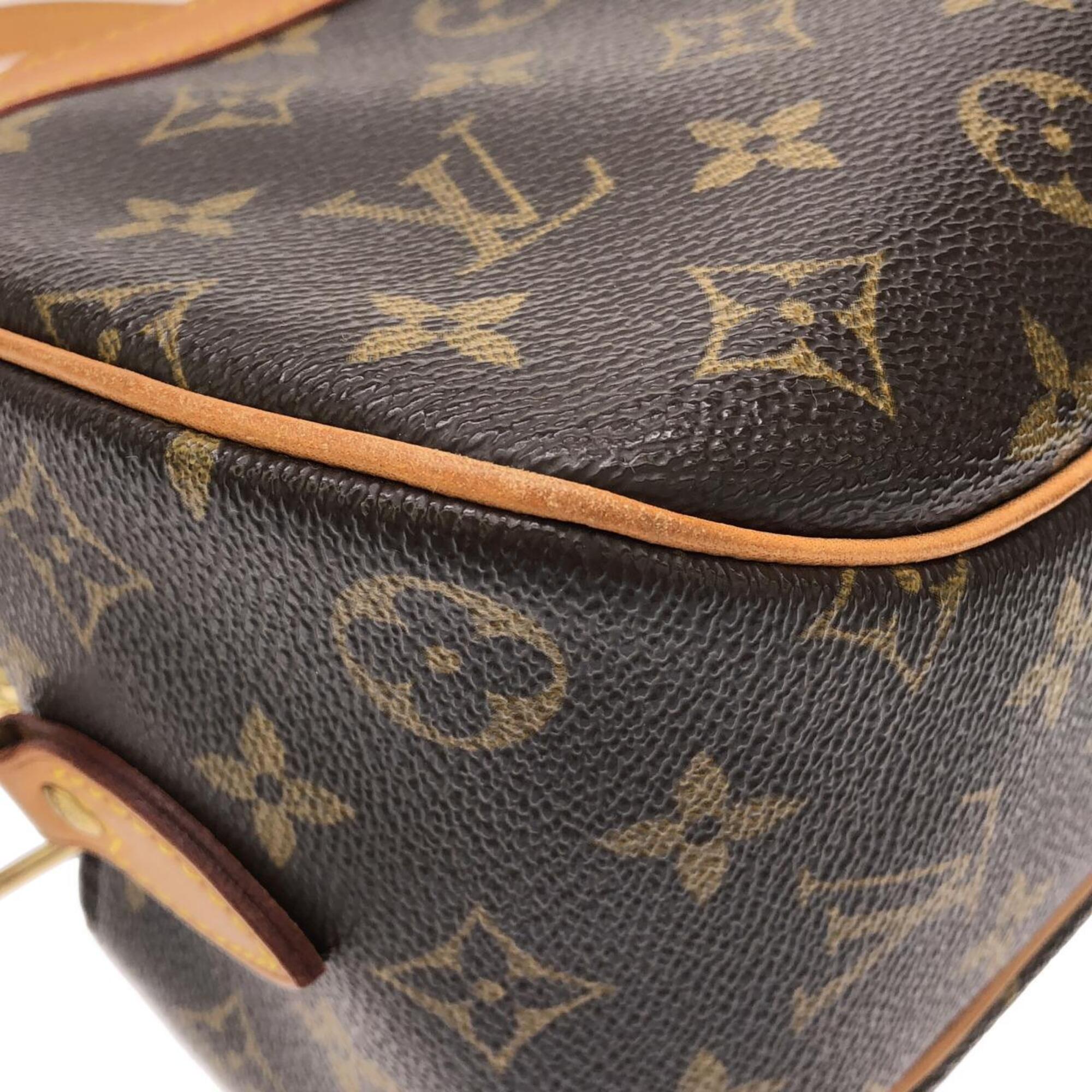 Louis Vuitton Brown Coated Canvas Shoulder Bag (Pre-Owned)