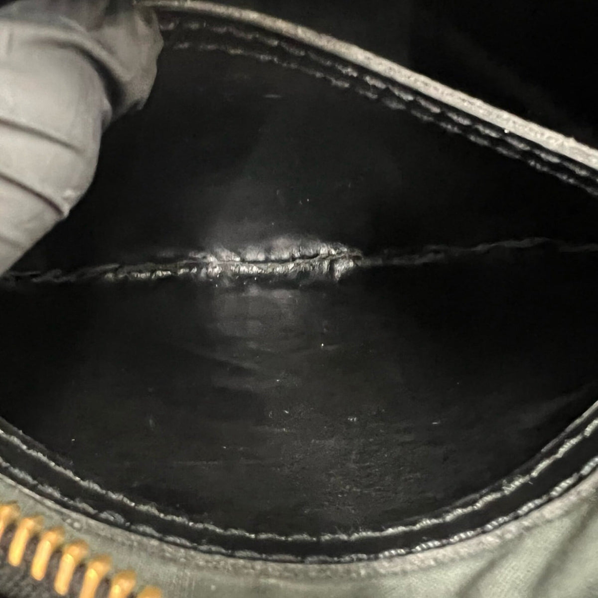 Louis Vuitton Black Leather Boston Bag Handbag (Pre-Owned)