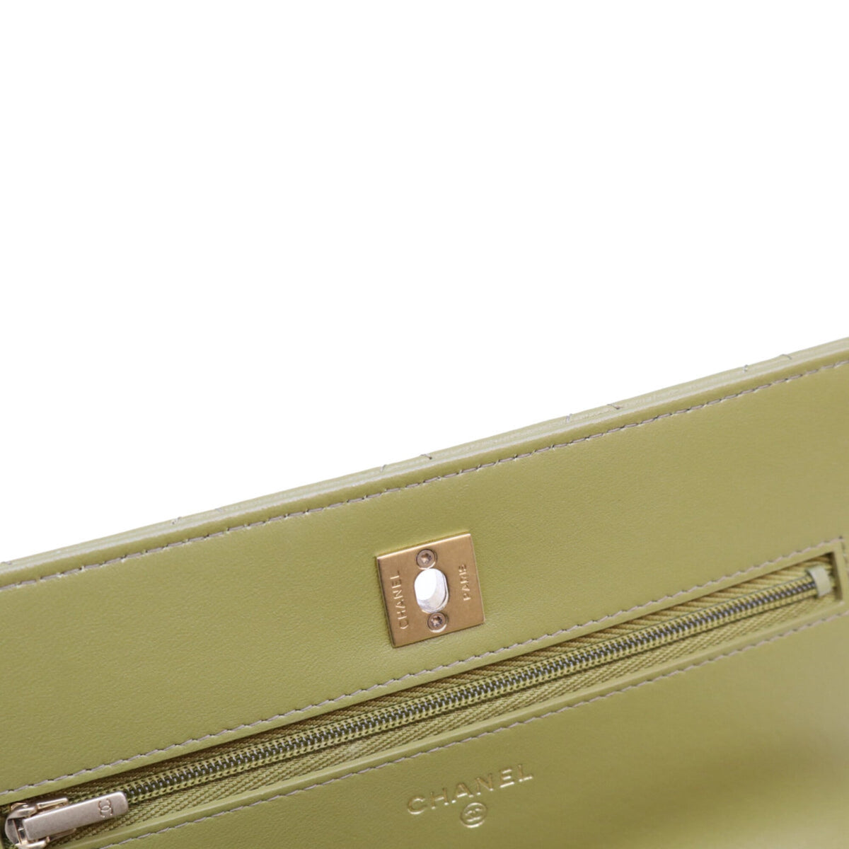 Chanel Khaki Leather Shoulder Bag (Pre-Owned)