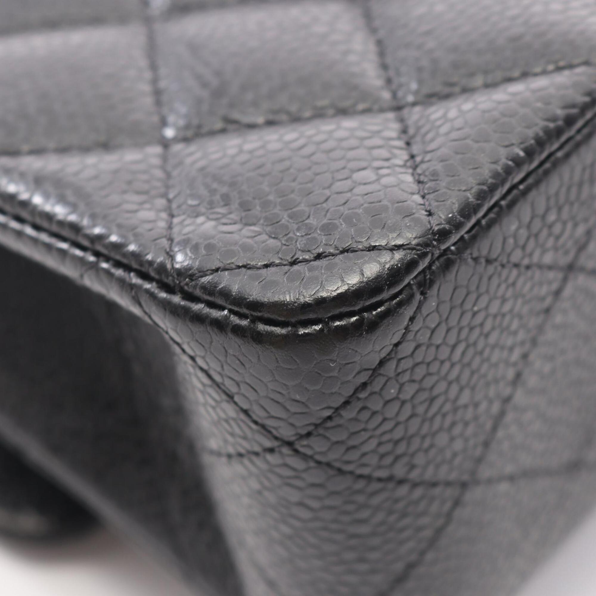 Chanel Black Grained Calfskin Handbag Shoulder Bag (Pre-Owned)