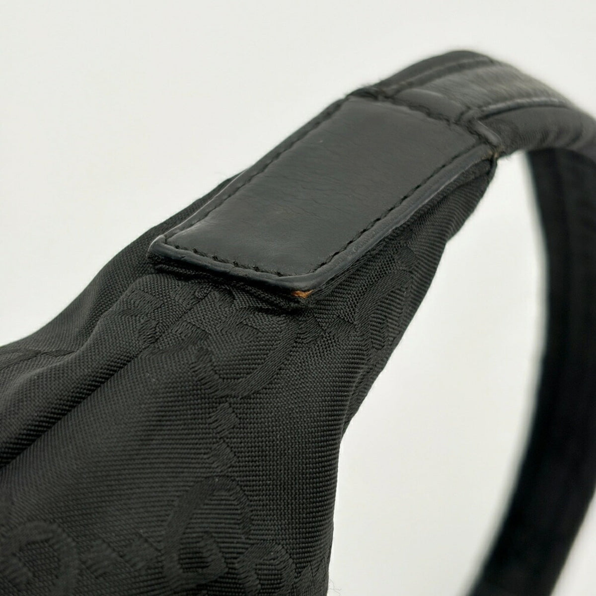 Gucci Black Nylon Leather Shoulder Bag (Pre-Owned)