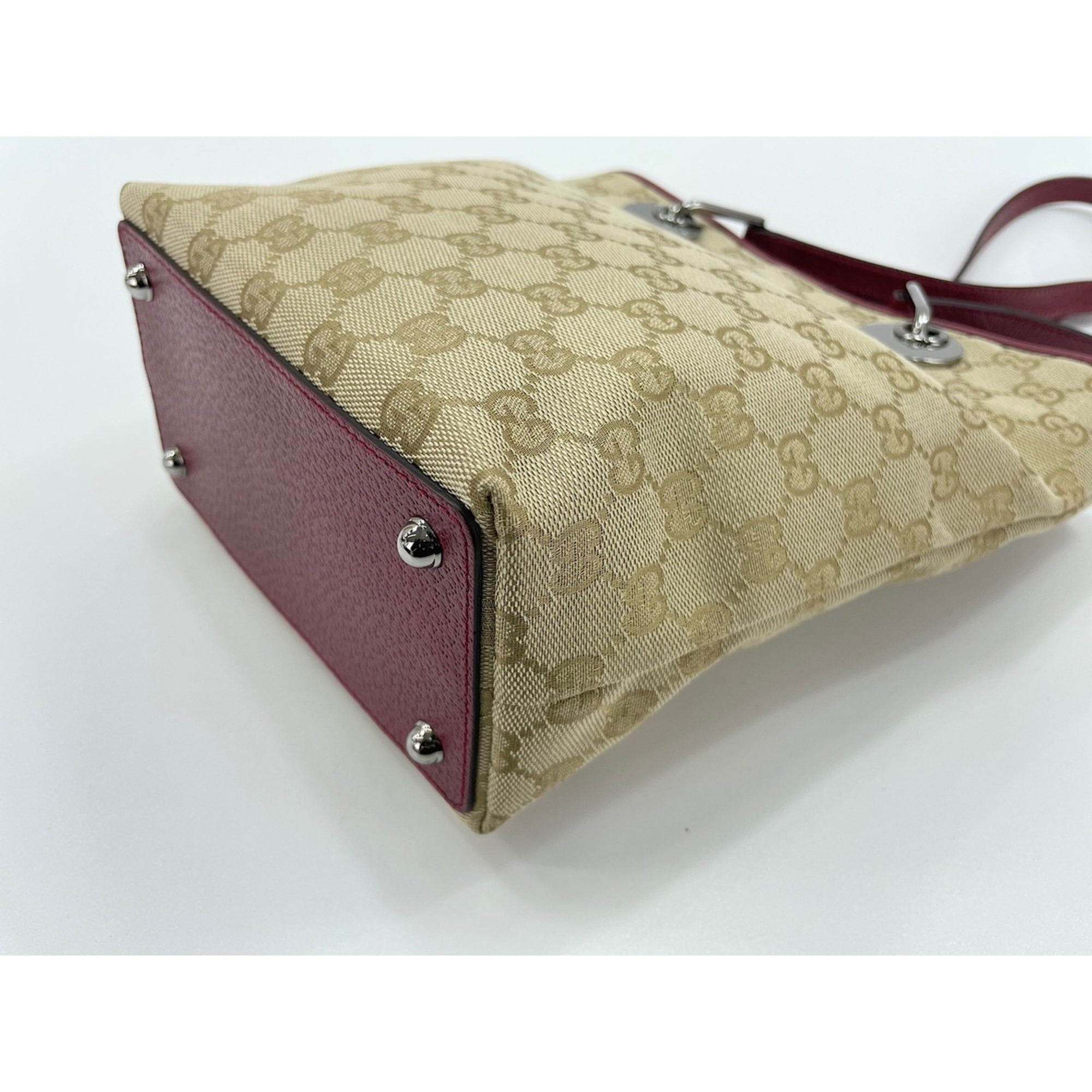 Gucci Beige Gg Canvas Tote Bag (Pre-Owned)