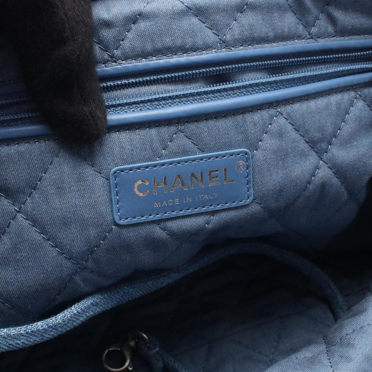 Chanel Blue Denim Handbag Shoulder Bag (Pre-Owned)