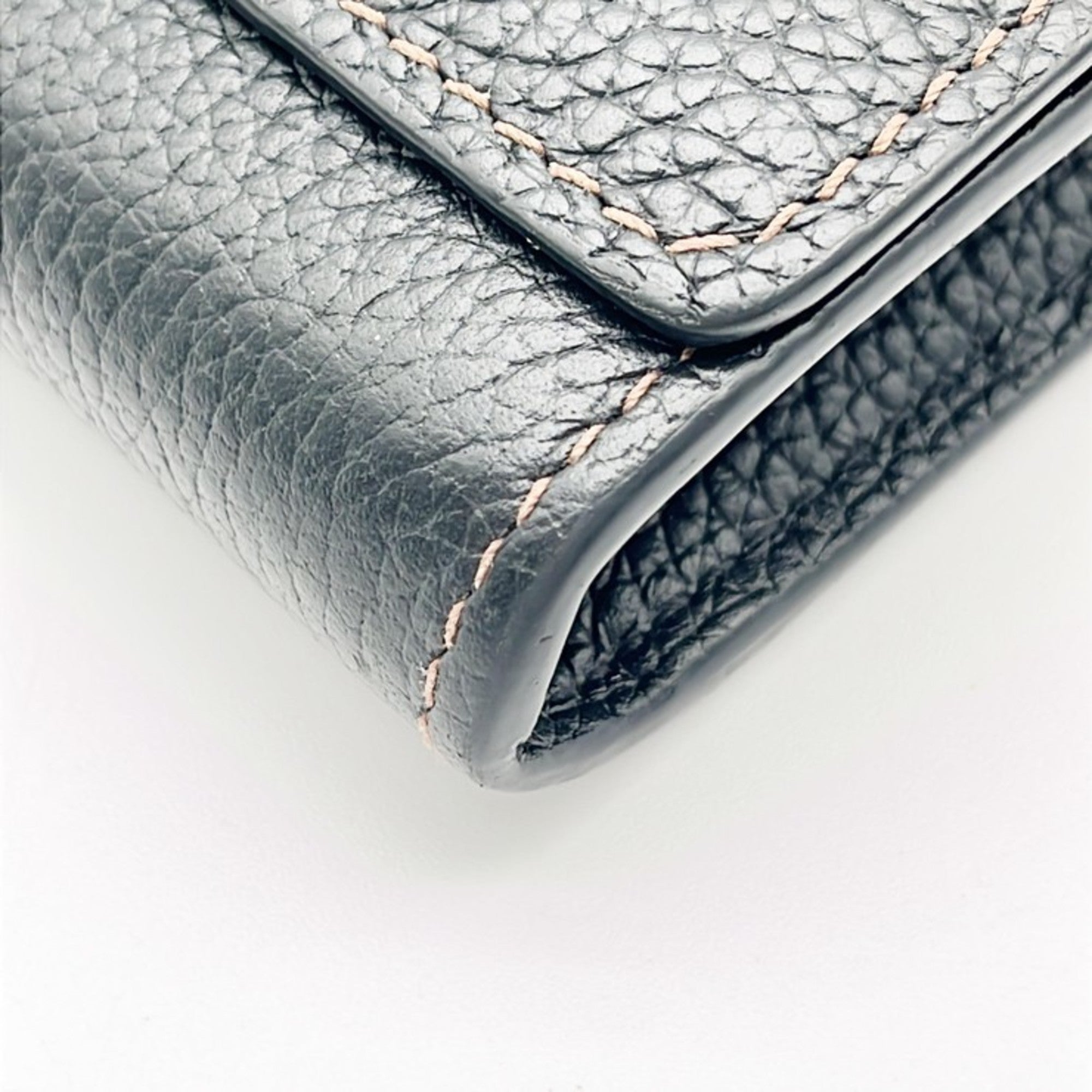 Burberry Black Leather Long Wallet (Bi-Fold) (Pre-Owned)