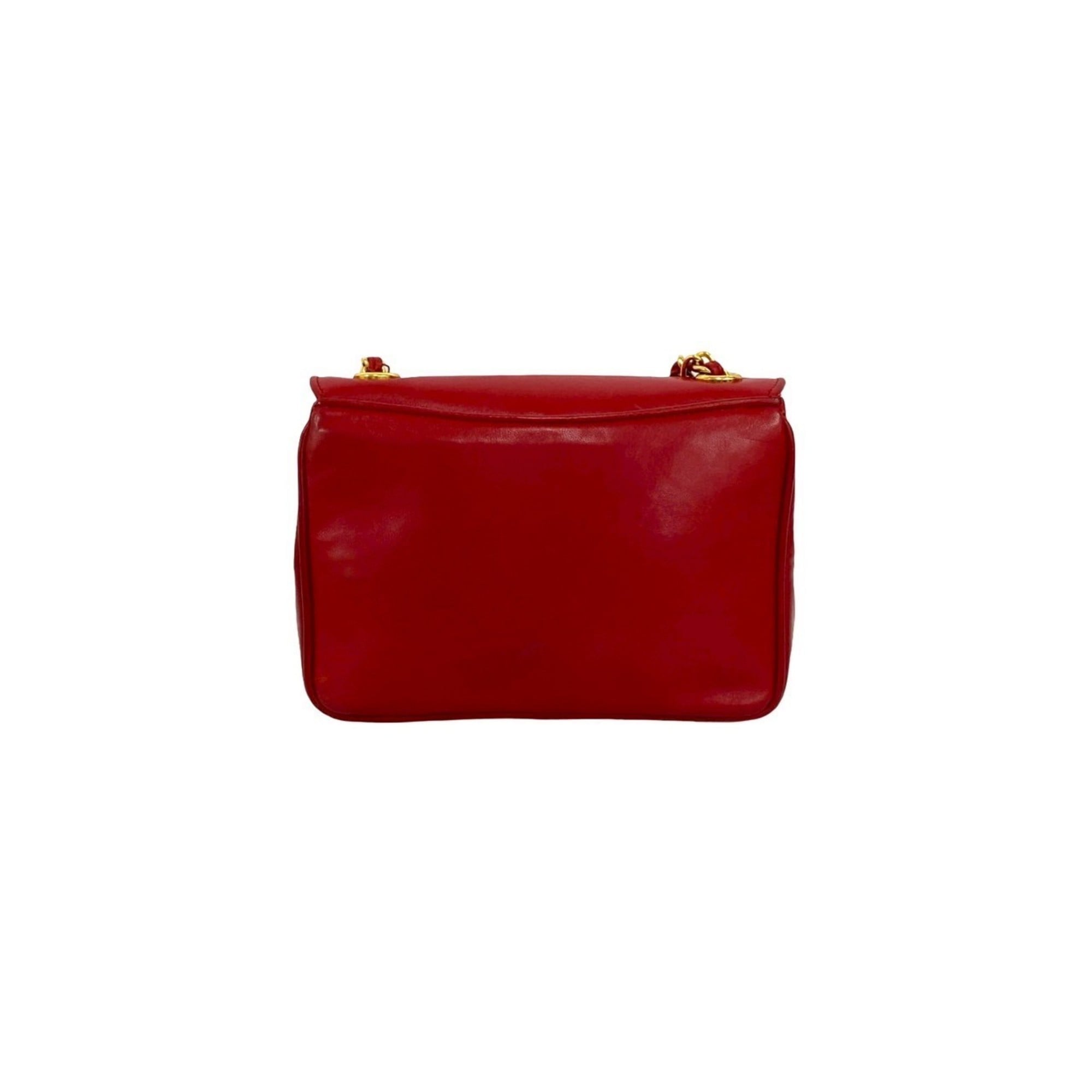 Chanel Red Color Leather Shoulder Bag (Pre-Owned)