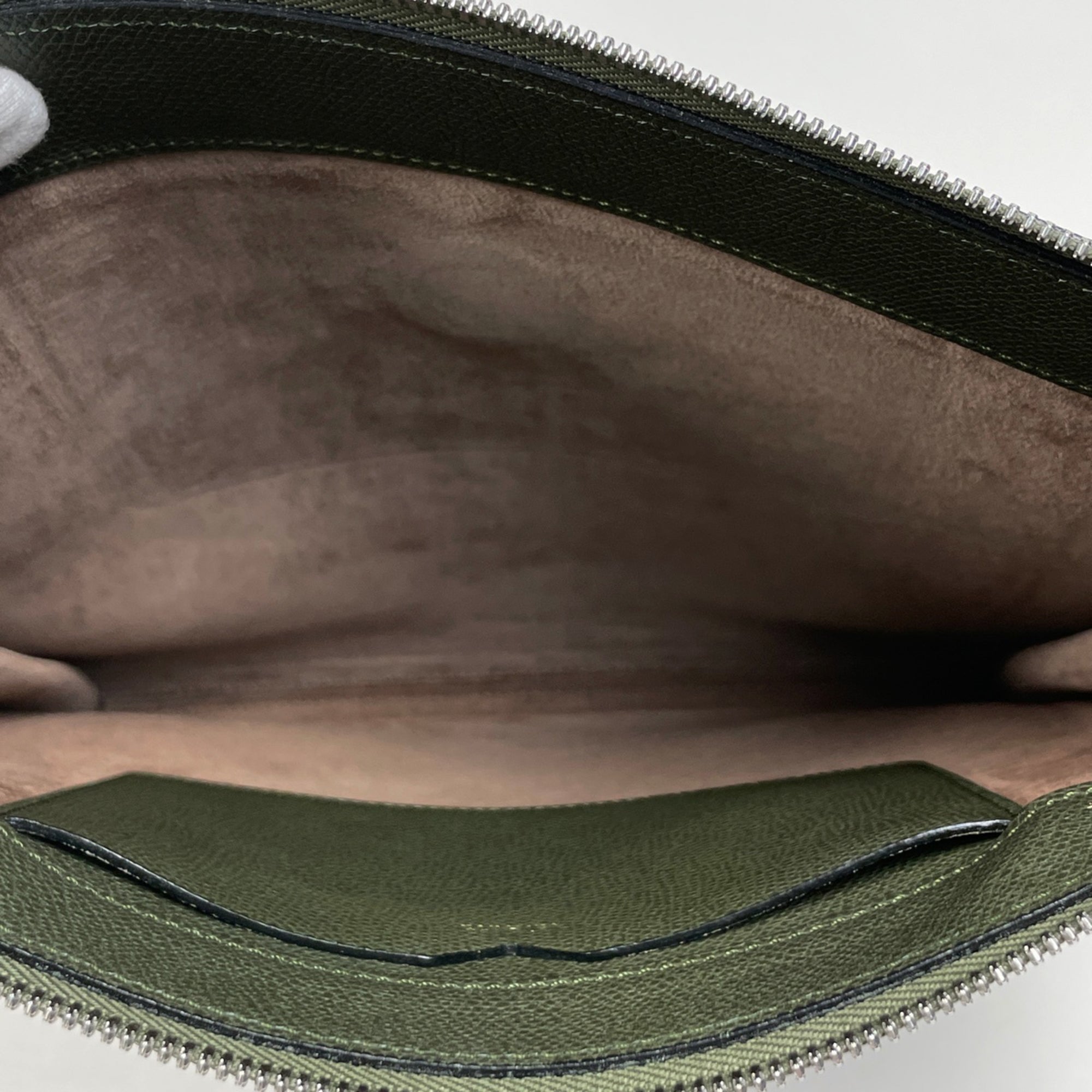 Valextra Green Khaki Leather Shoulder Bag (Pre-Owned)