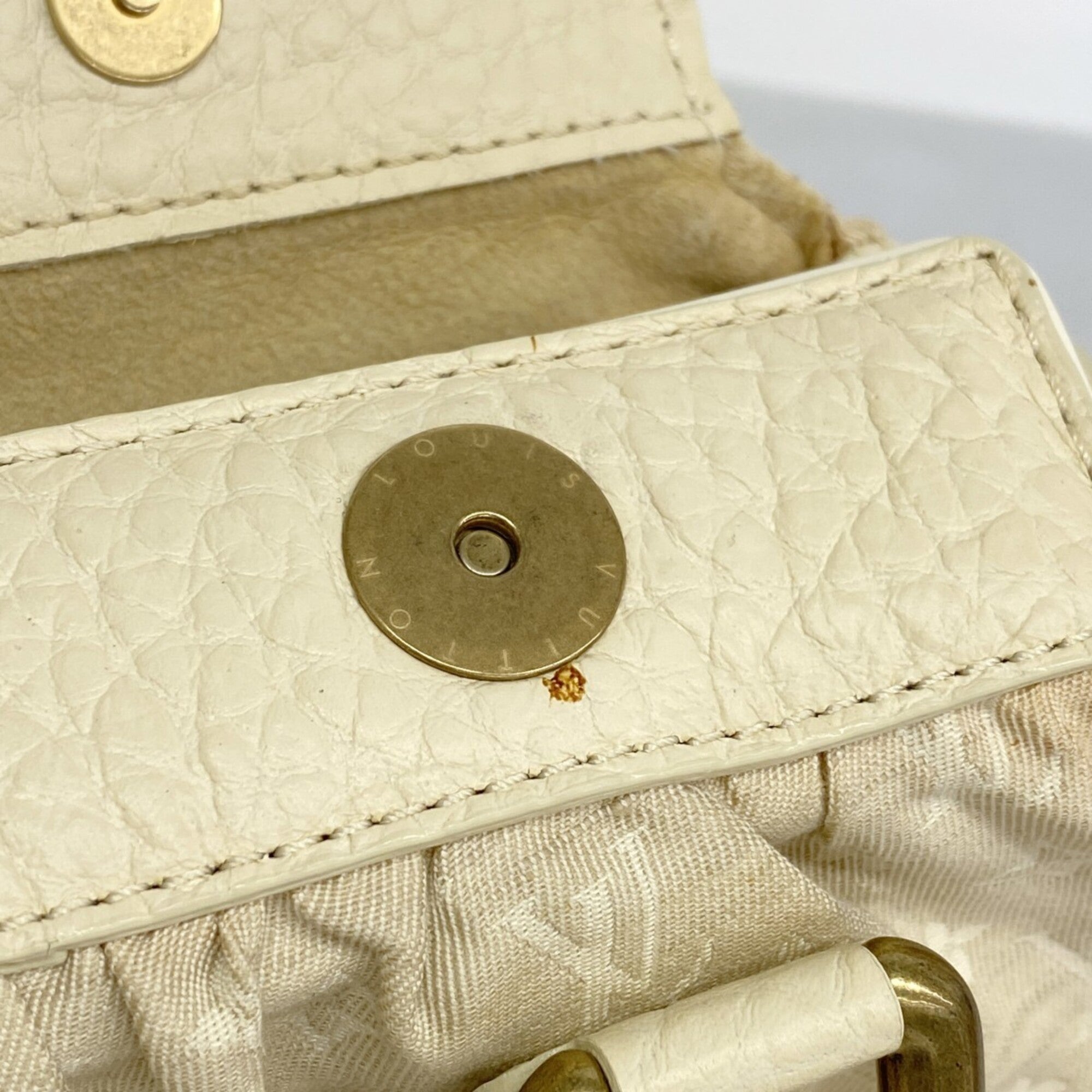 Louis Vuitton Gris Handbag (Pre-Owned)