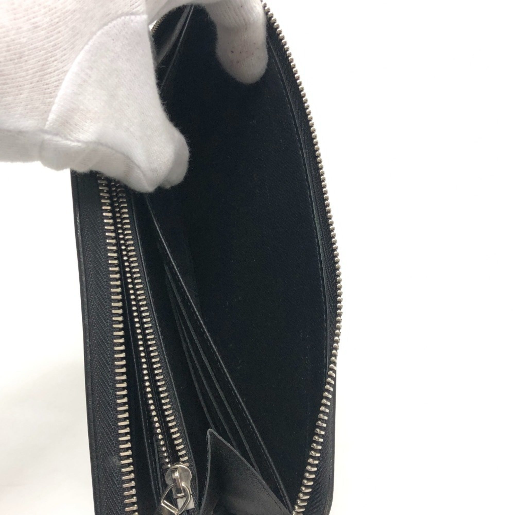 Louis Vuitton Black Epi Leather Long Wallet (Bi-Fold) (Pre-Owned)