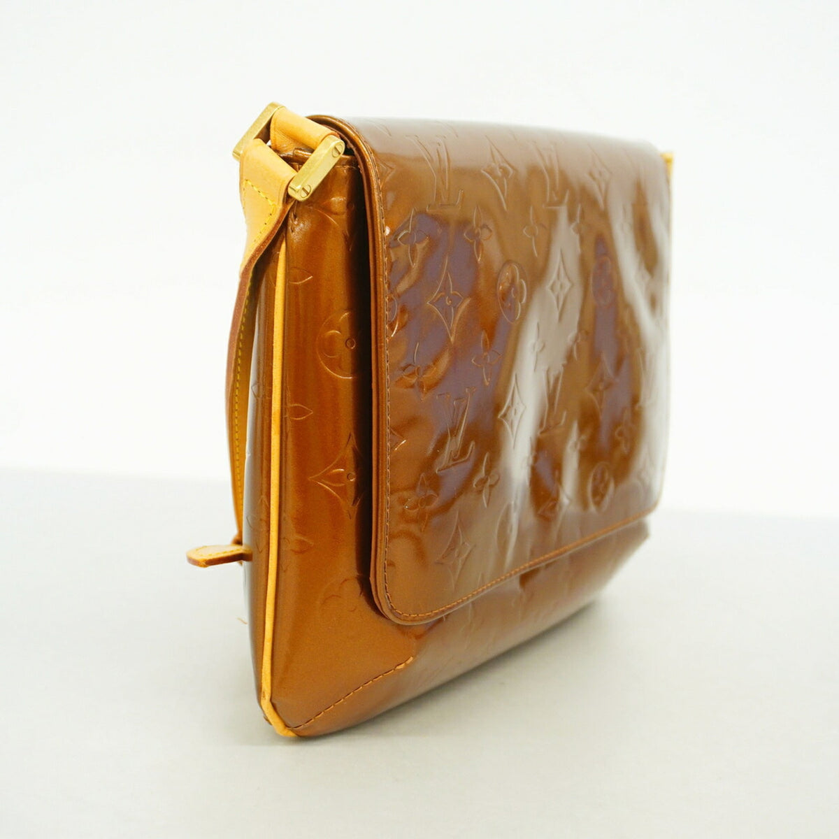 Louis Vuitton Bronze Shoulder Bag (Pre-Owned)