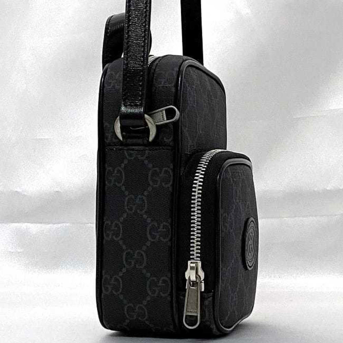Gucci Black Pvc Leather Pochette Shoulder Bag (Pre-Owned)