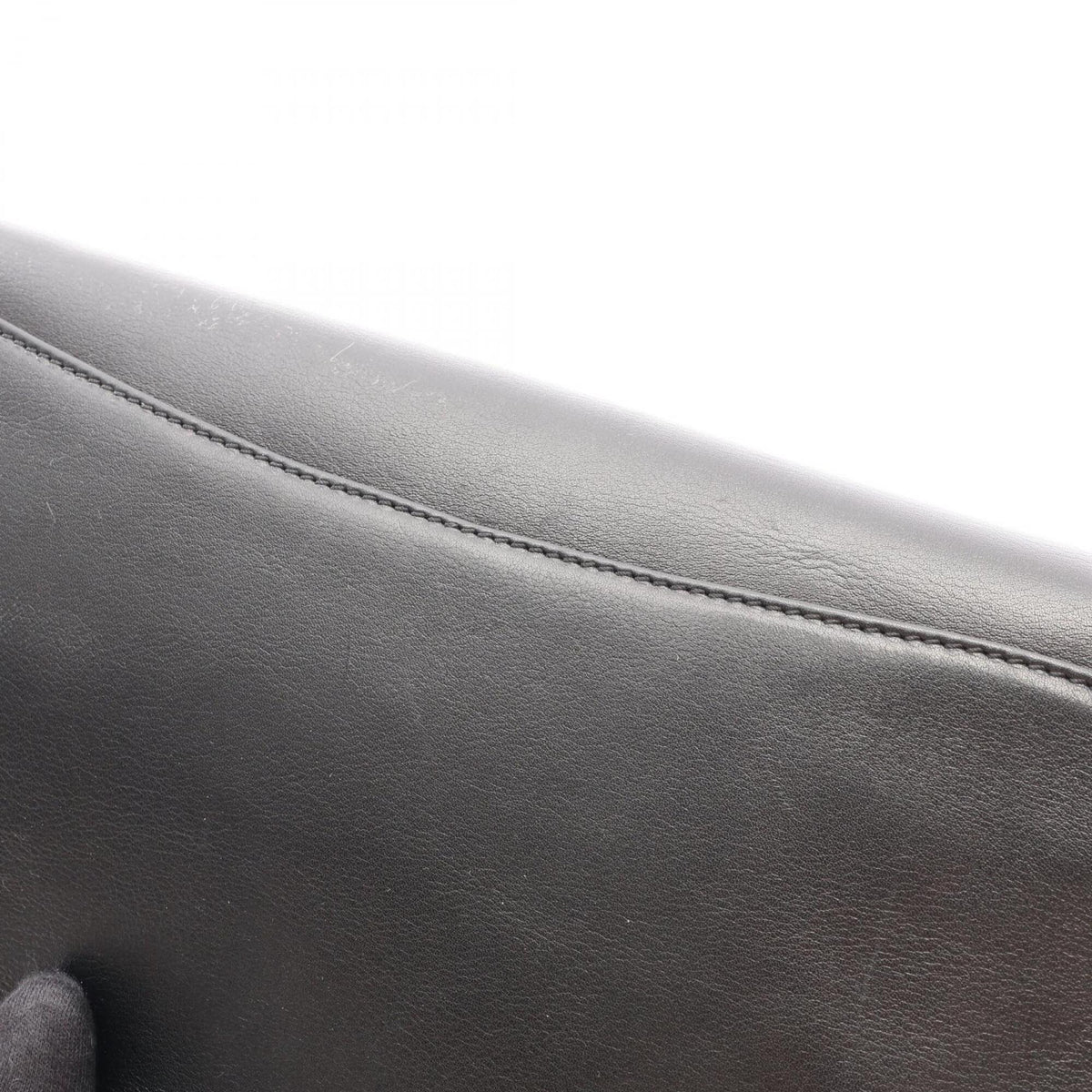 Cartier Black Leather Clutch Bag Handbag (Pre-Owned)