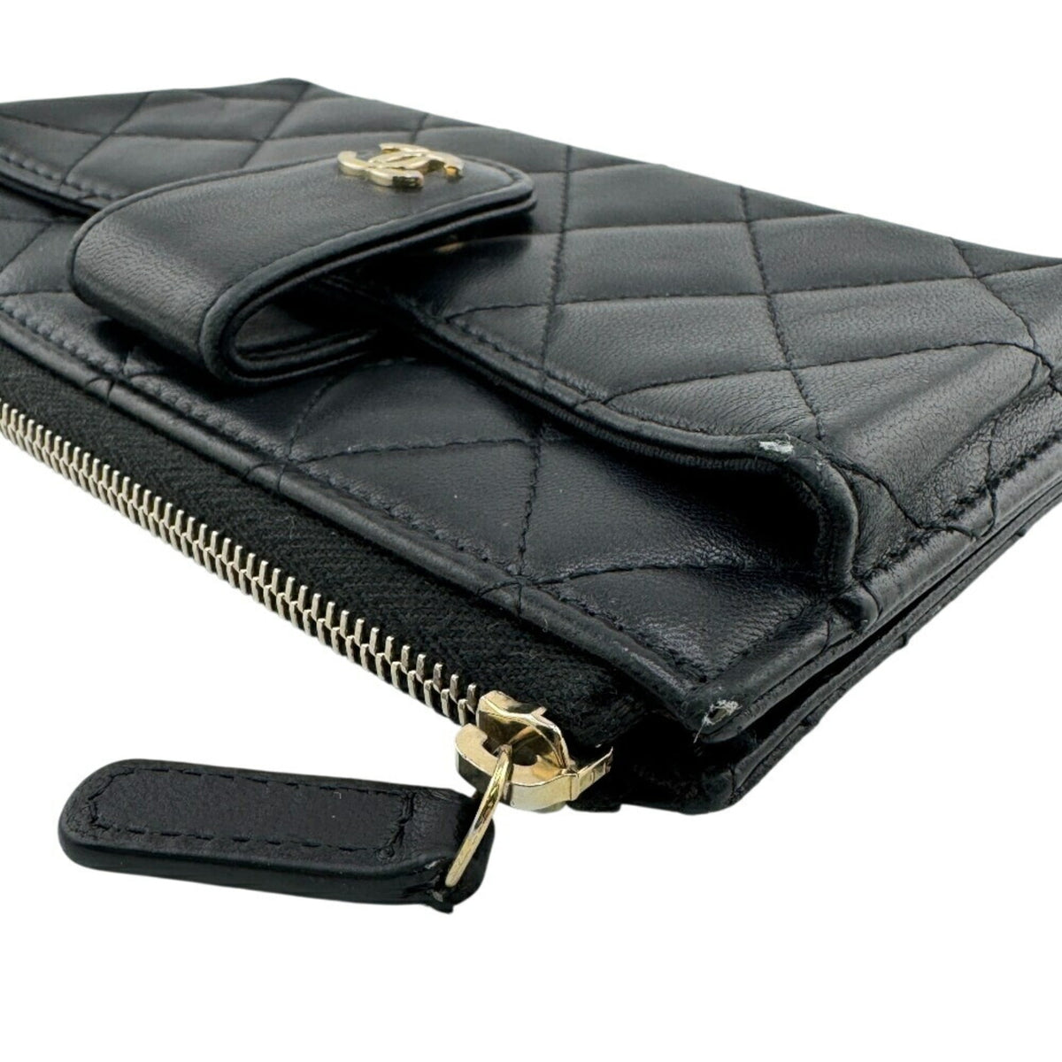 Chanel Black Leather (Pre-Owned)