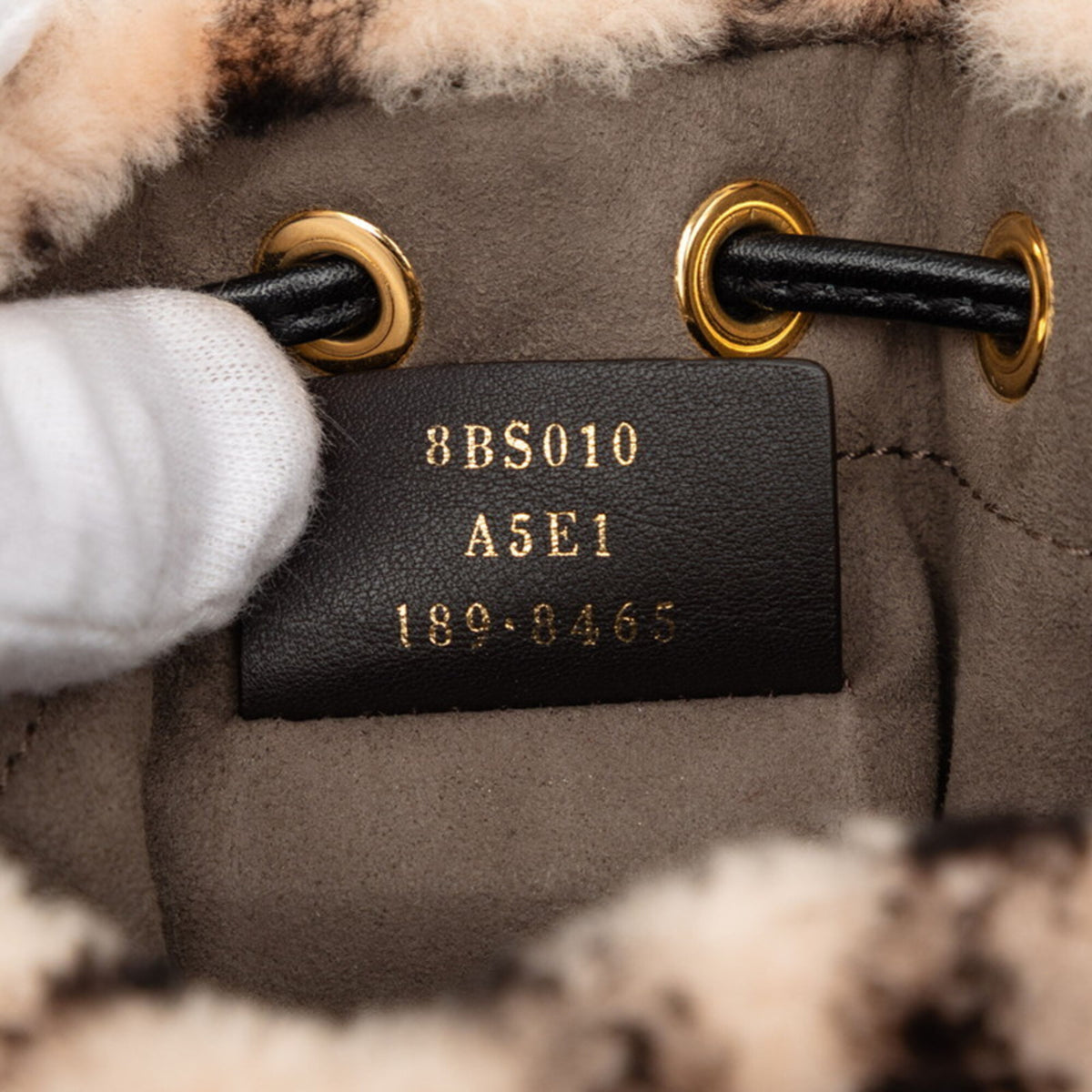 Fendi Beige Black Fur Leather Handbag (Pre-Owned)
