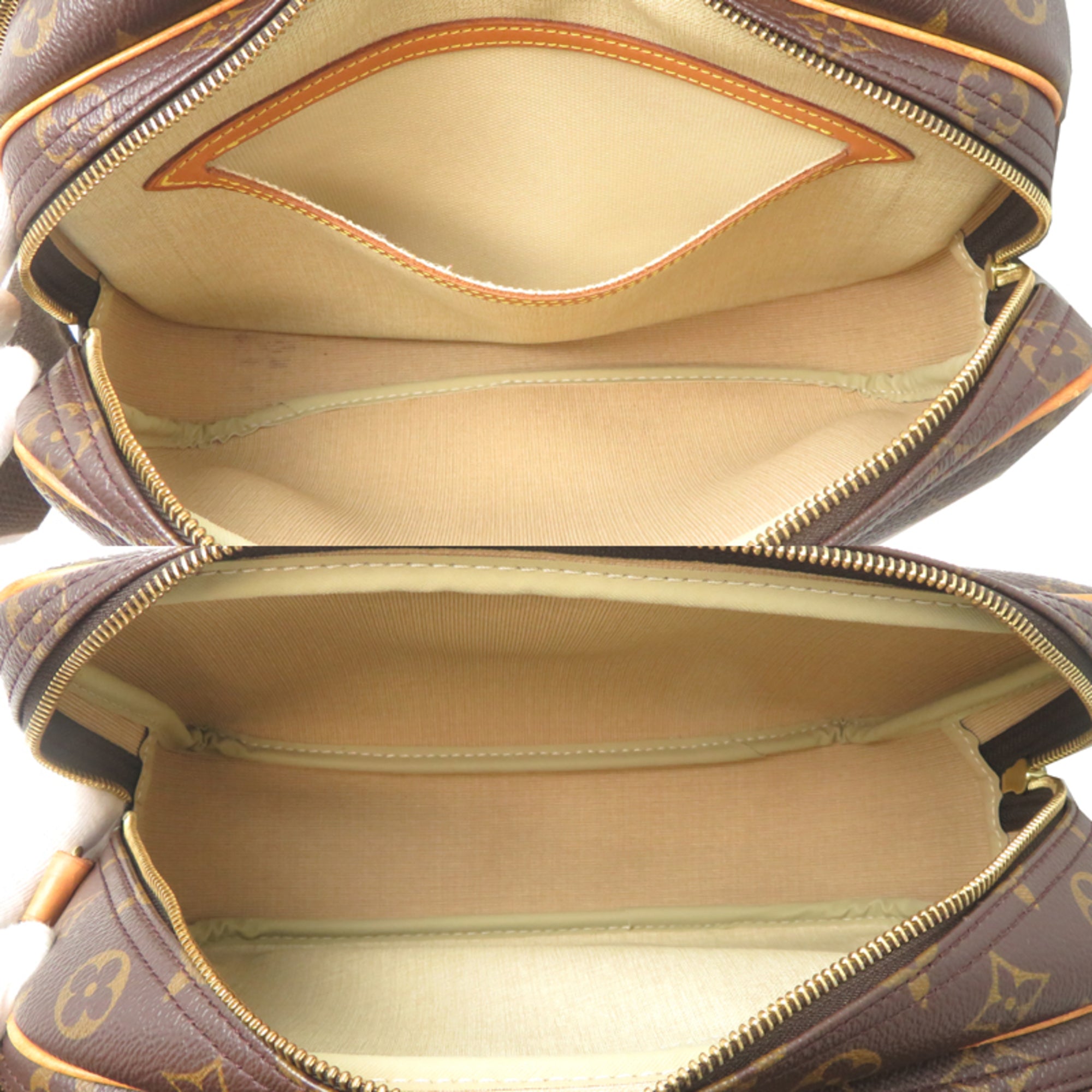 Louis Vuitton Brown Monogram Shoulder Bag (Pre-Owned)
