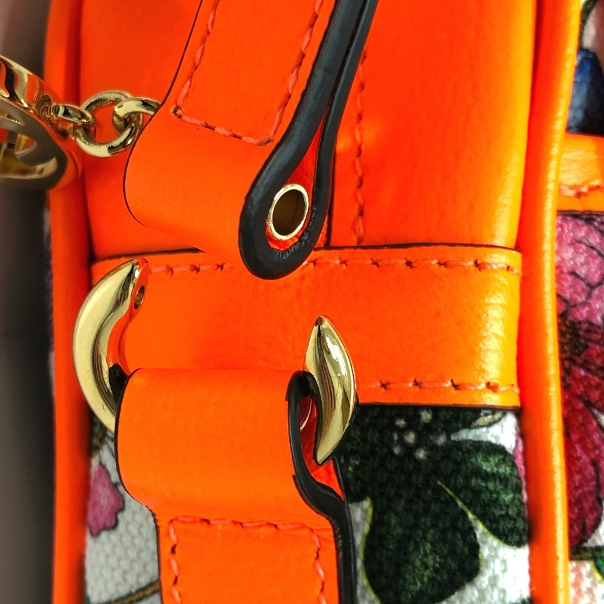 Gucci Multi-Color Canvas Leather Shoulder Bag (Pre-Owned)