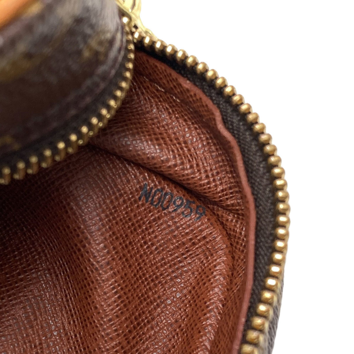 Louis Vuitton Brown Monogram Monogram Canvas Shoulder Bag (Pre-Owned)