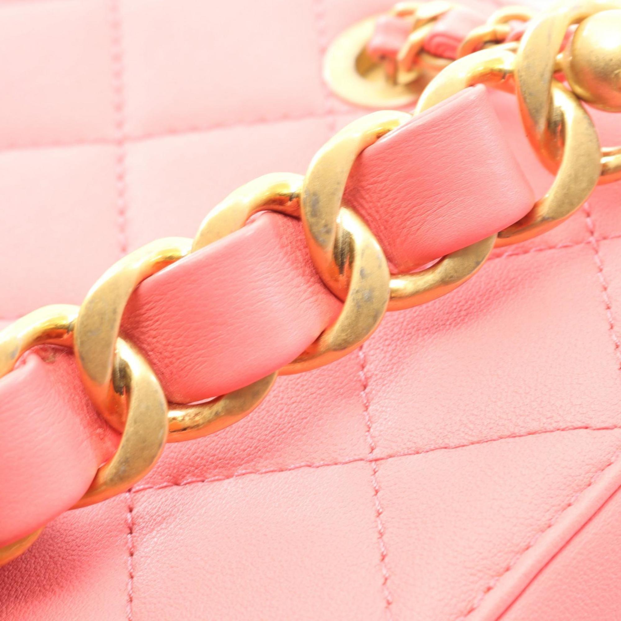 Chanel Pink Leather Shoulder Bag (Pre-Owned)