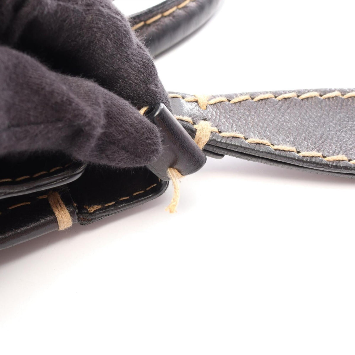 Chloé Black Leather Handbag (Pre-Owned)