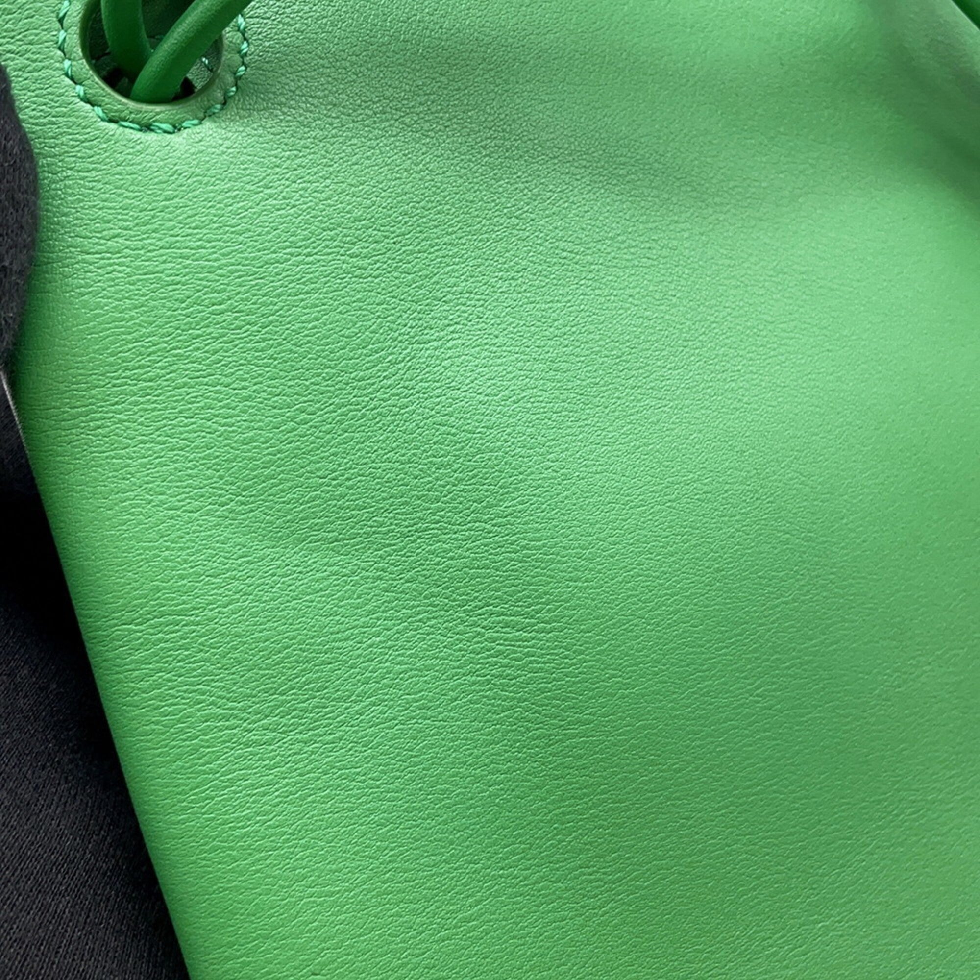 Loewe Green Leather Handbag Shoulder Bag (Pre-Owned)
