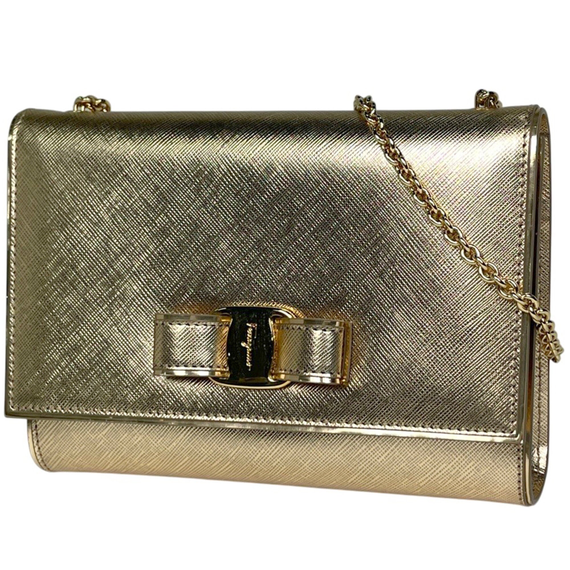 Salvatore Ferragamo Gold Leather Shoulder Bag (Pre-Owned)