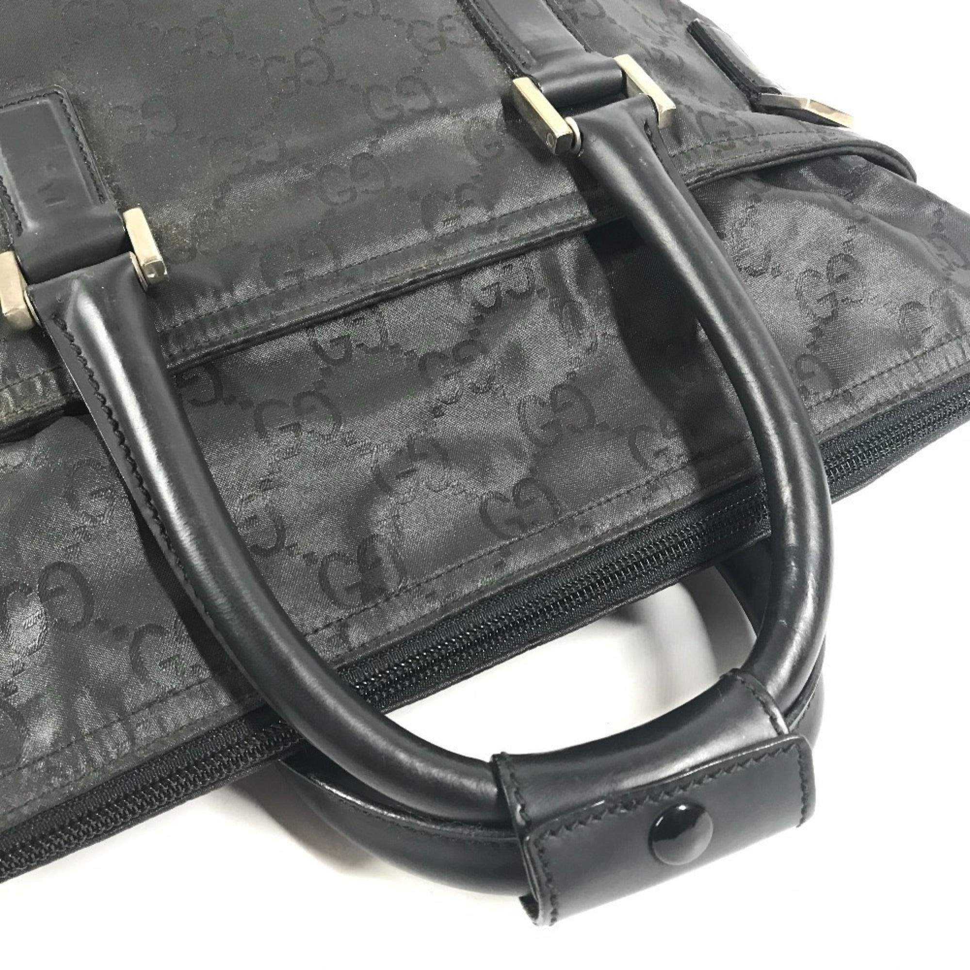 Gucci Black Nylon Handbag Tote Bag (Pre-Owned)