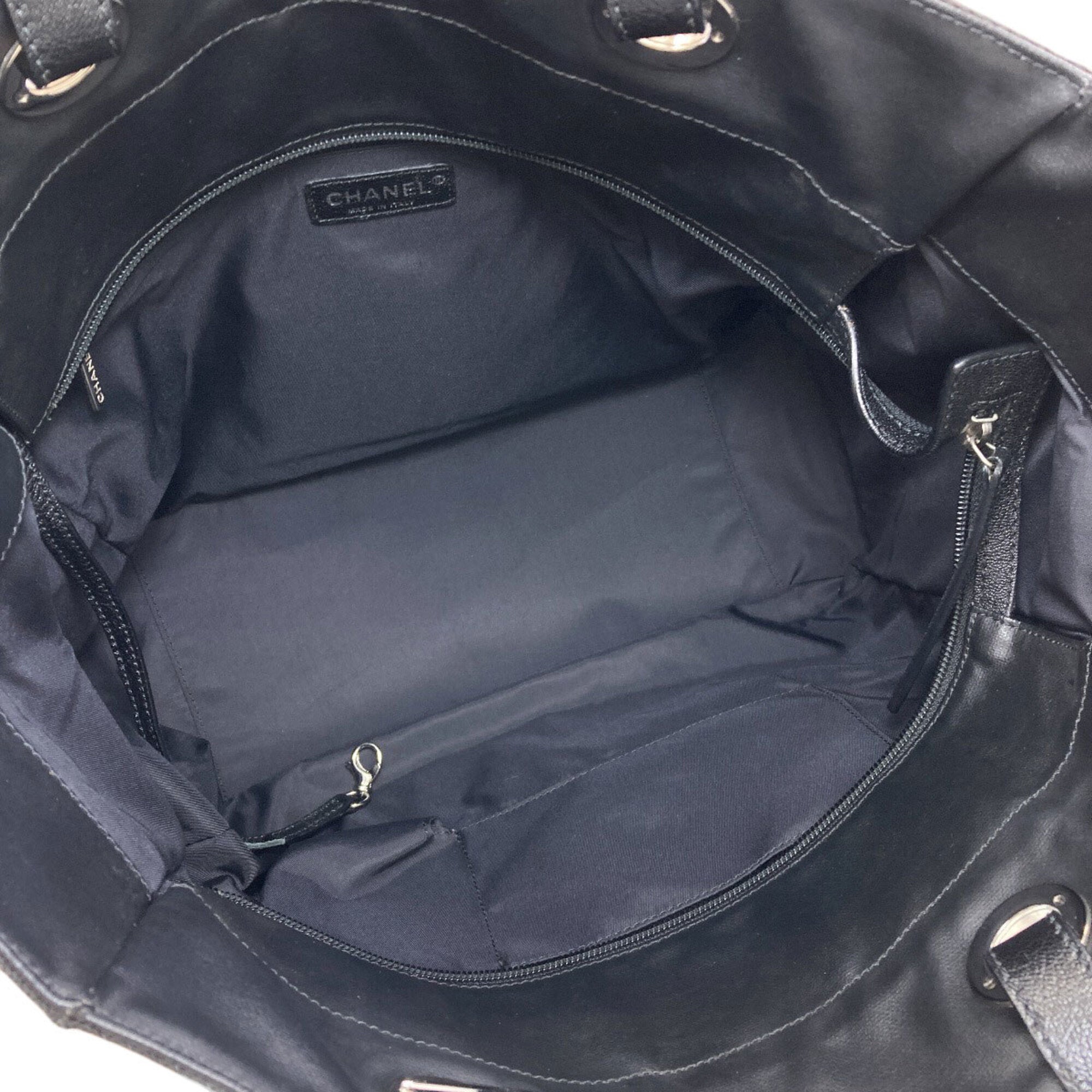 Chanel Black Coated Canvas Tote Bag (Pre-Owned)