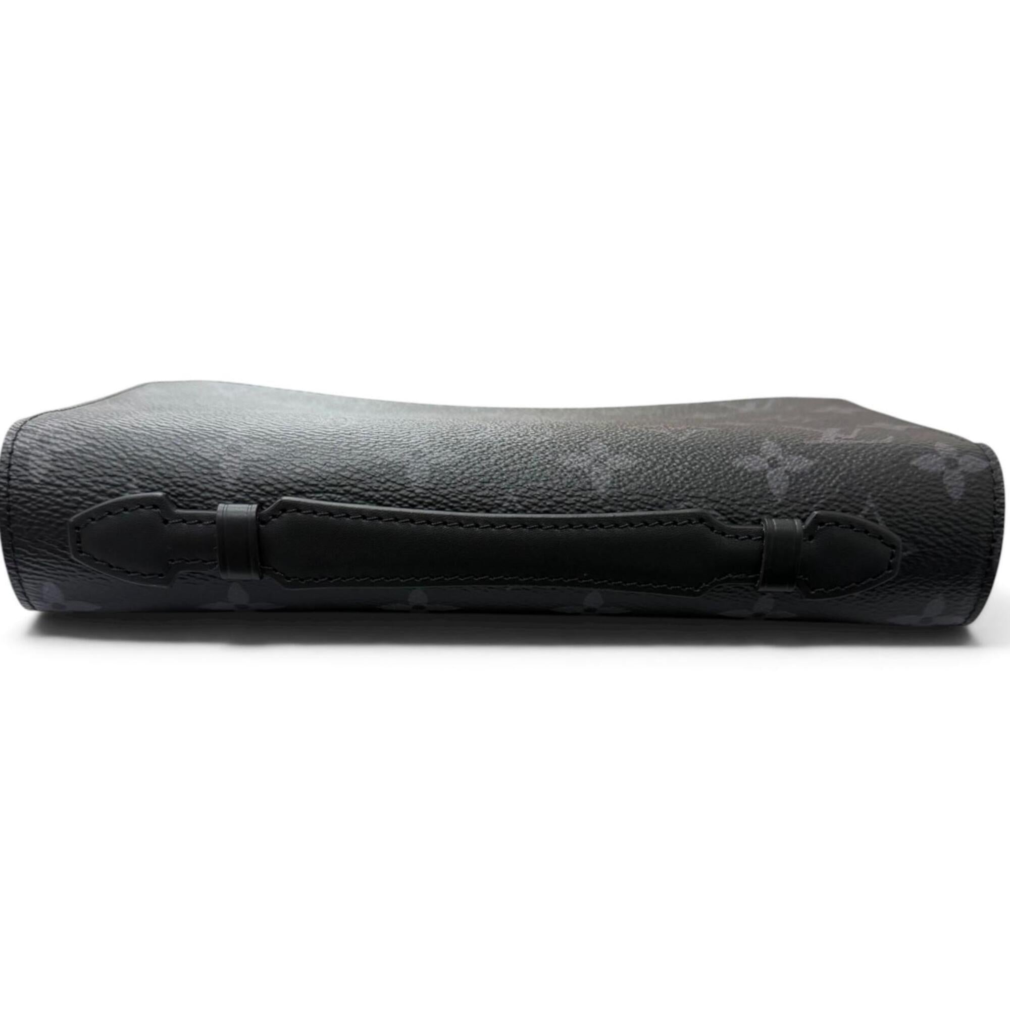 Louis Vuitton Black Monogram Eclipse Long Wallet (Bi-Fold) (Pre-Owned)