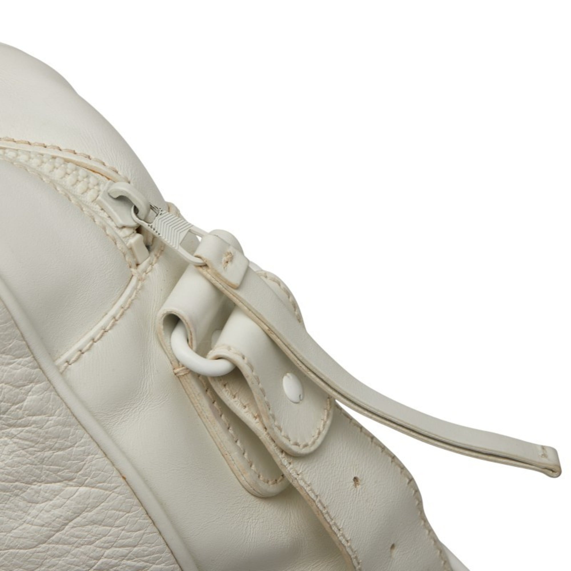Balenciaga White Leather Shoulder Bag (Pre-Owned)