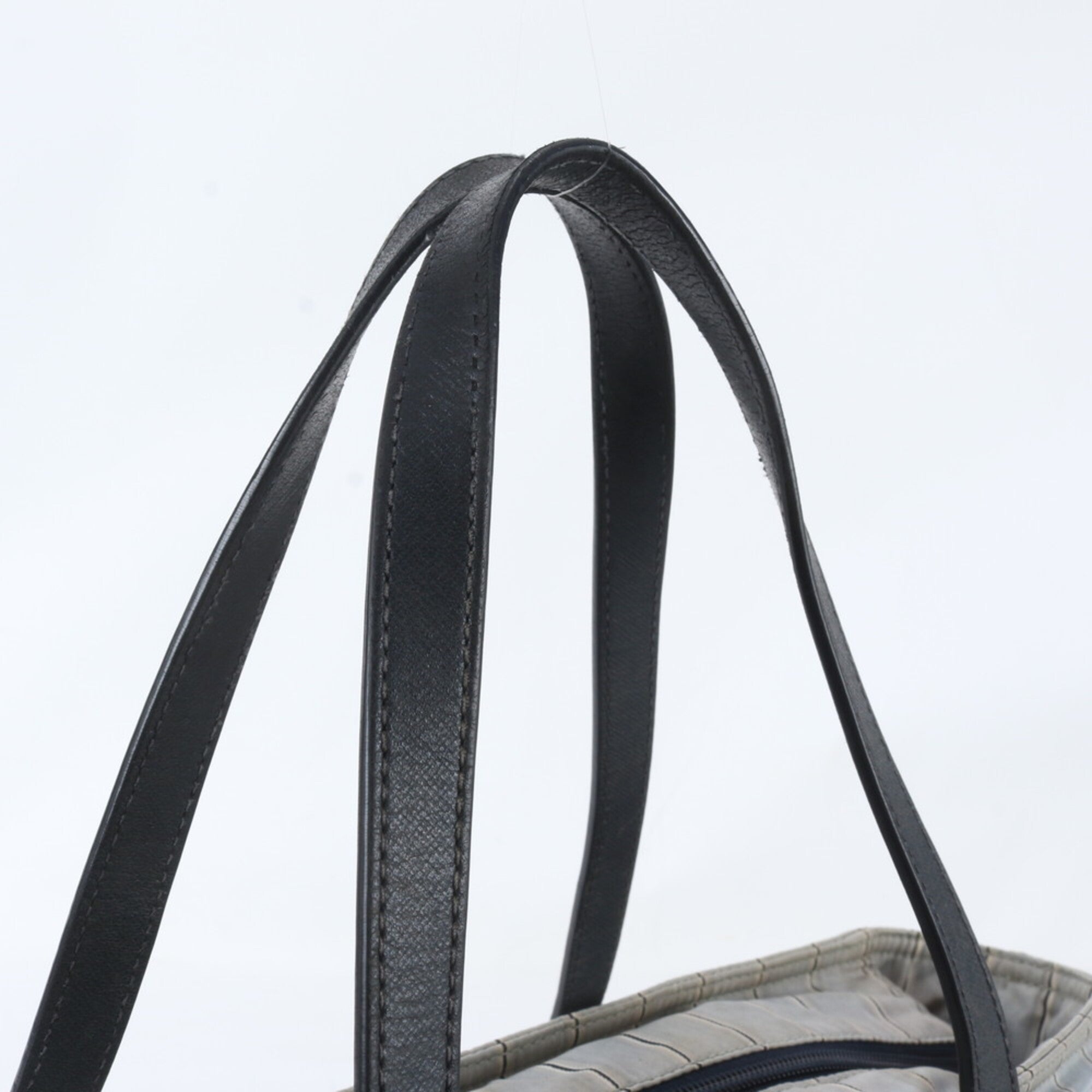 Prada Gray Navy Leather Nylon Shoulder Bag (Pre-Owned)