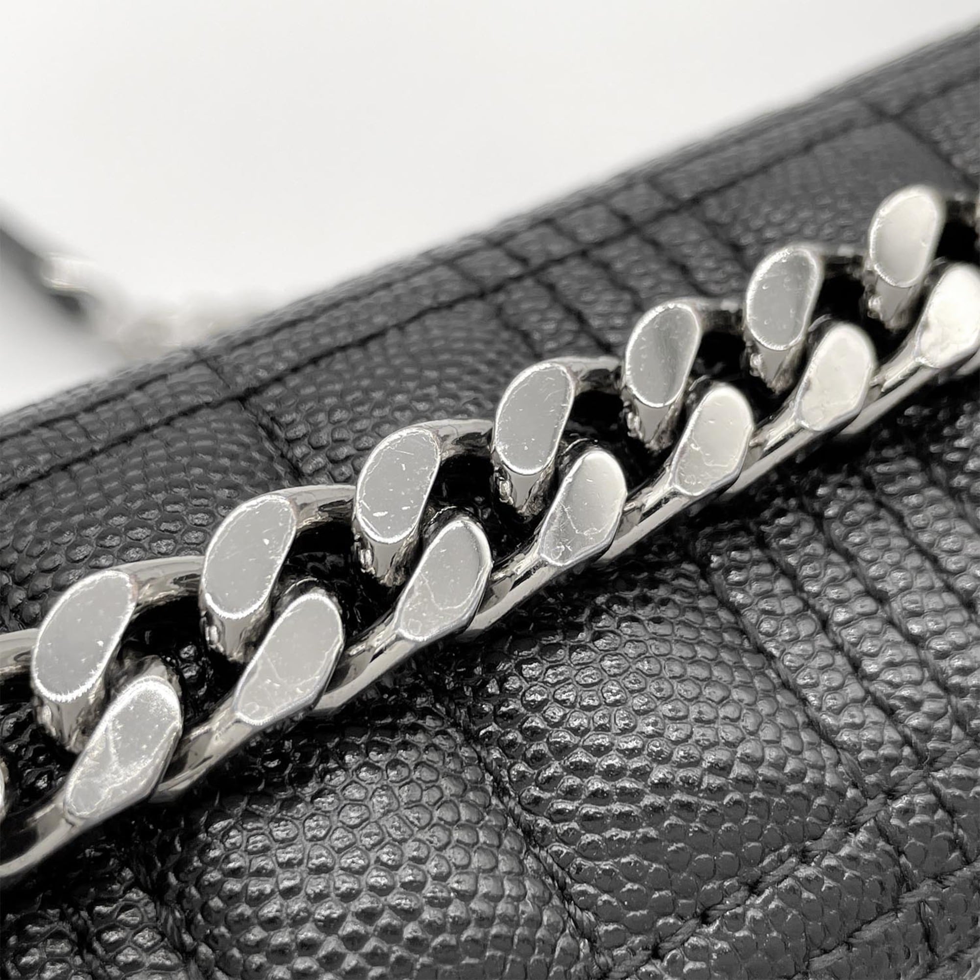 Burberry Black Silver Leather Shoulder Bag (Pre-Owned)