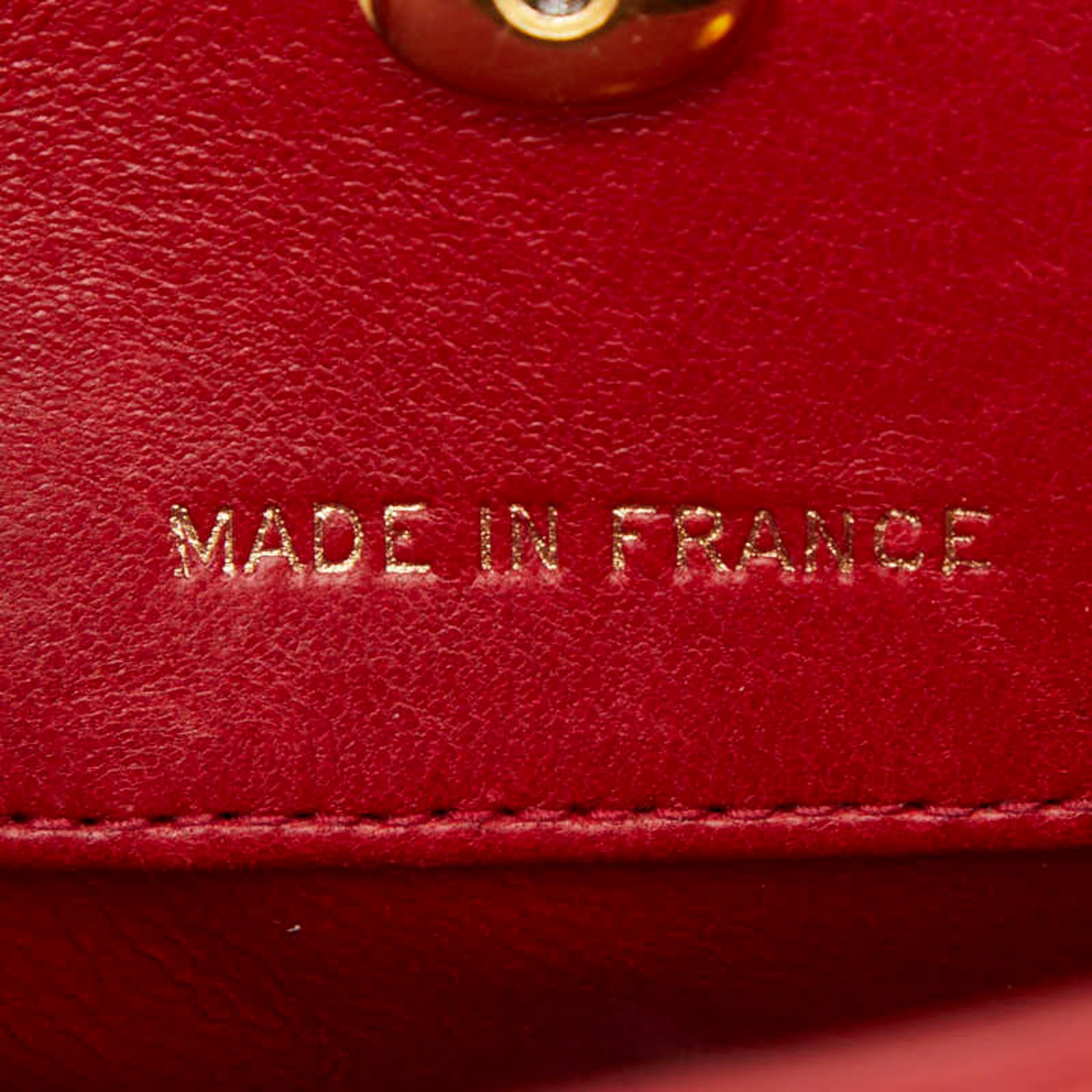 Chanel Red Color Leather Handbag Shoulder Bag (Pre-Owned)