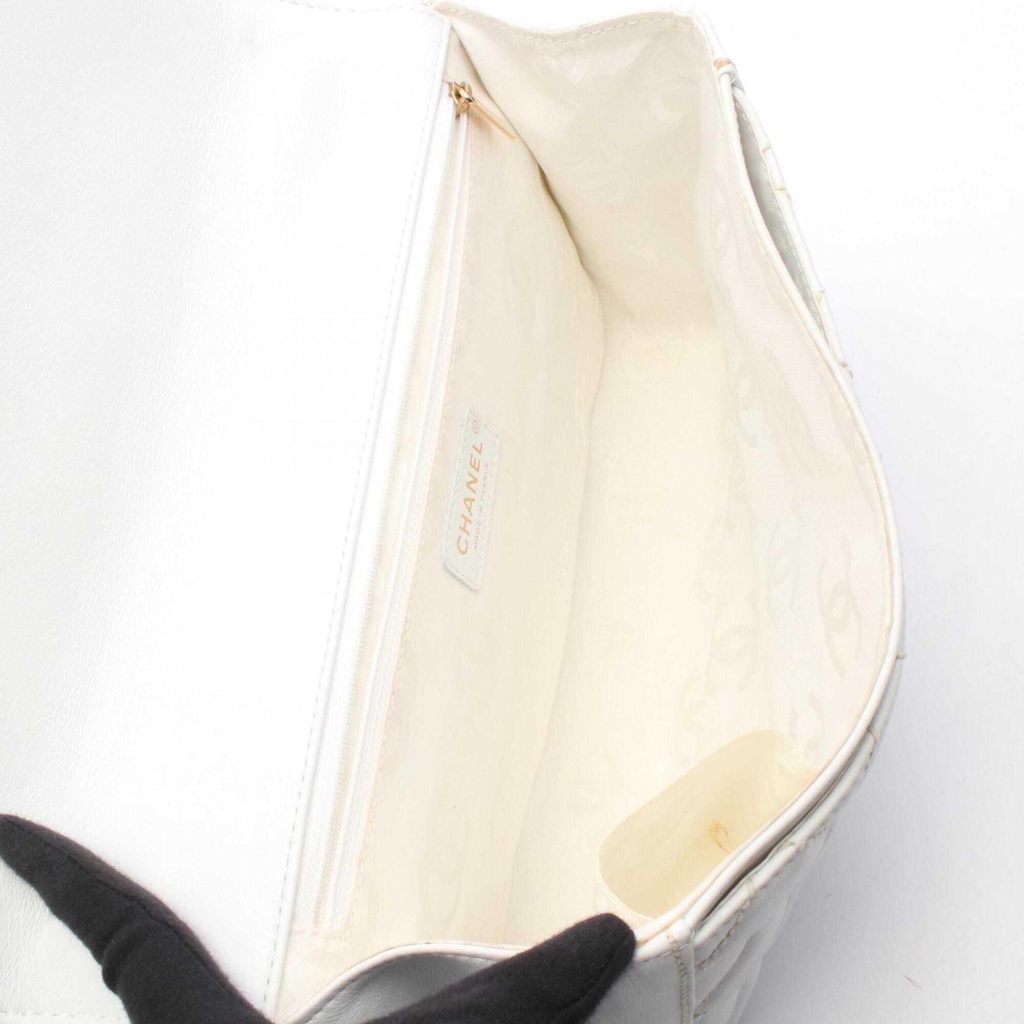 Chanel White Leather Handbag (Pre-Owned)