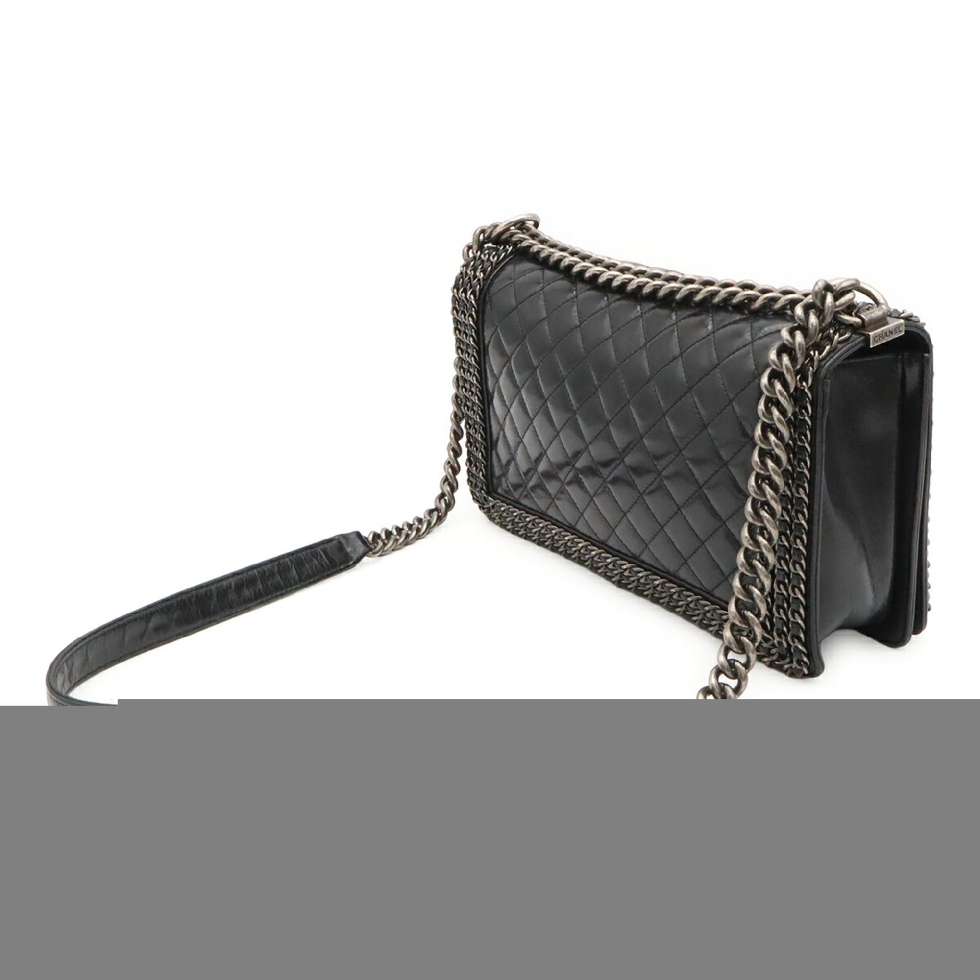 Chanel Dark Navy Leather Shoulder Bag (Pre-Owned)