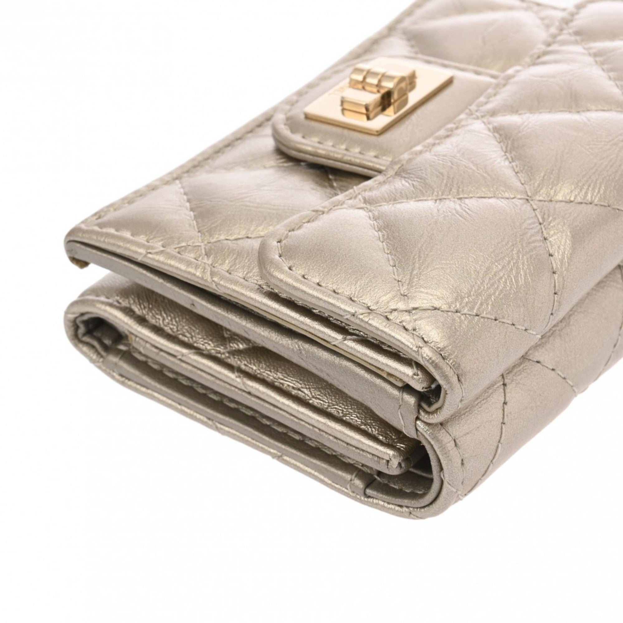 Chanel Silver Leather Wallet (Tri-Fold) (Pre-Owned)