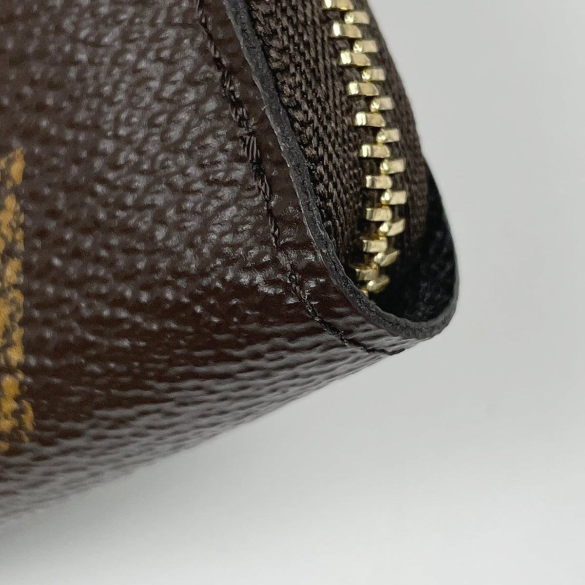 Louis Vuitton Brown Coin Purse/Coin Case (Pre-Owned)