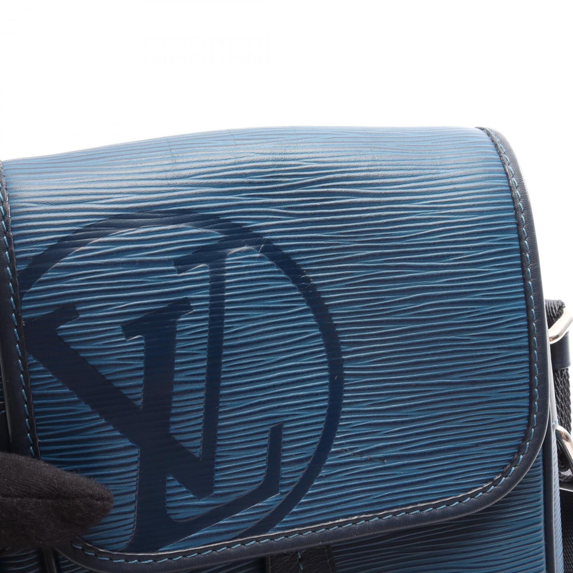 Louis Vuitton Blue Leather Handbag Shoulder Bag (Pre-Owned)