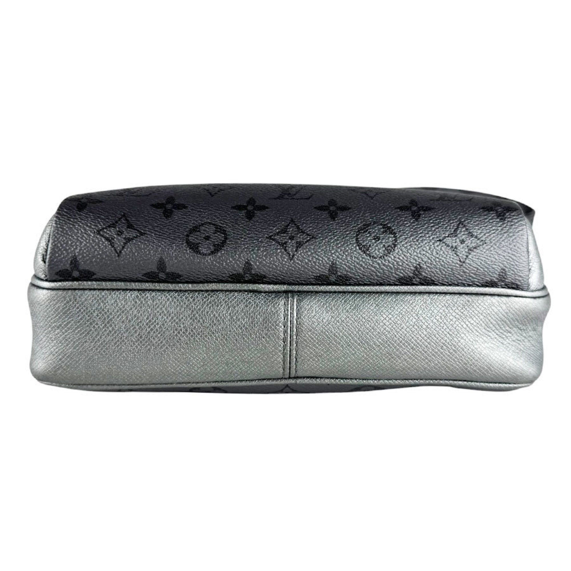 Louis Vuitton Silver Leather Shoulder Bag (Pre-Owned)